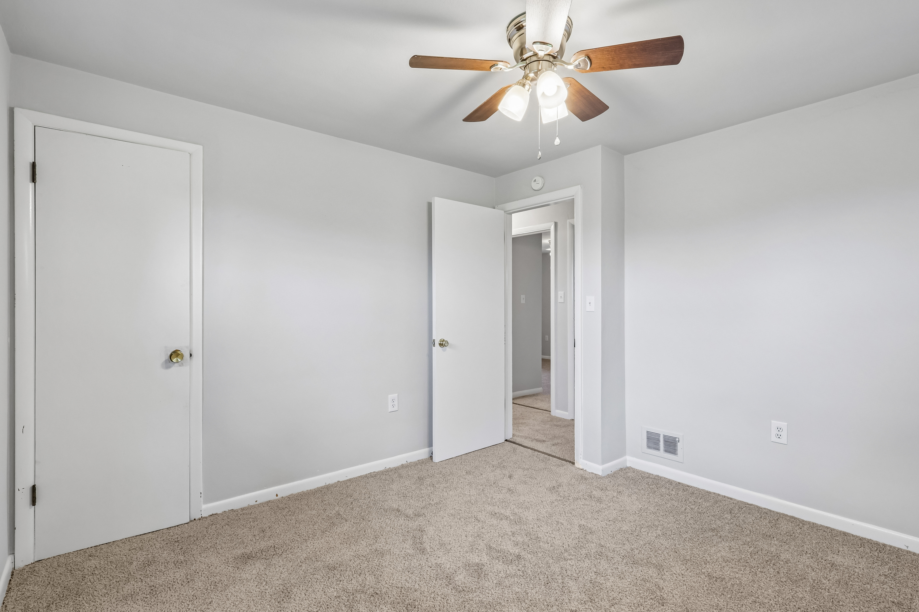 Photo 13 of 47 of 3207 Garbett St, McKeesport, PA
