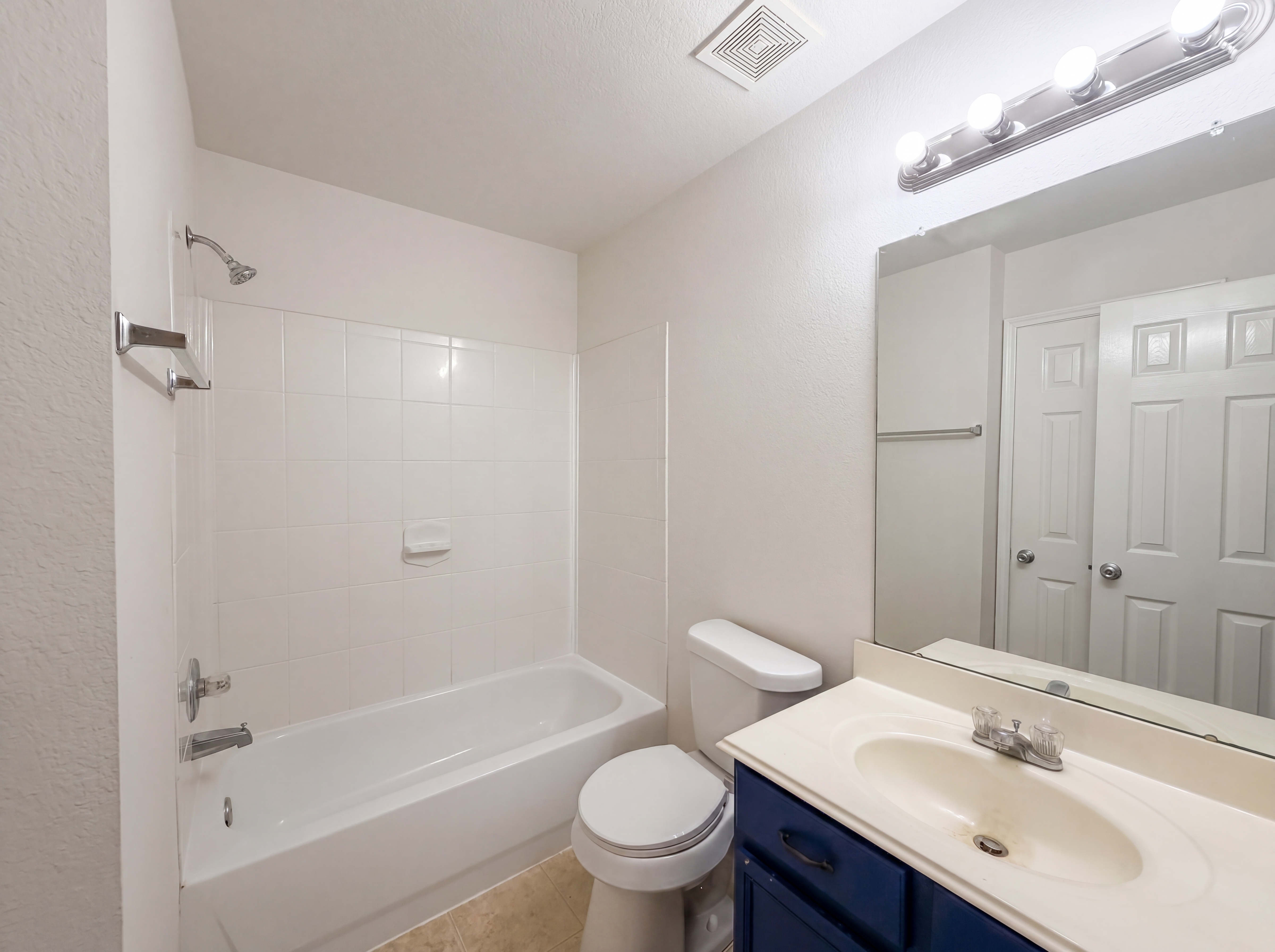 Photo 19 of 23 of 2711 Skyview Trace Ct, Houston, TX