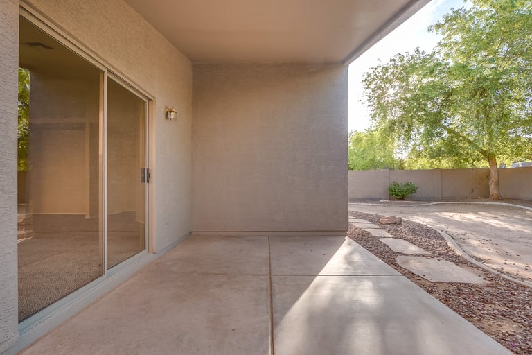 Photo 24 of 29 - 8130 W Whyman Ave, Phoenix, AZ 85043