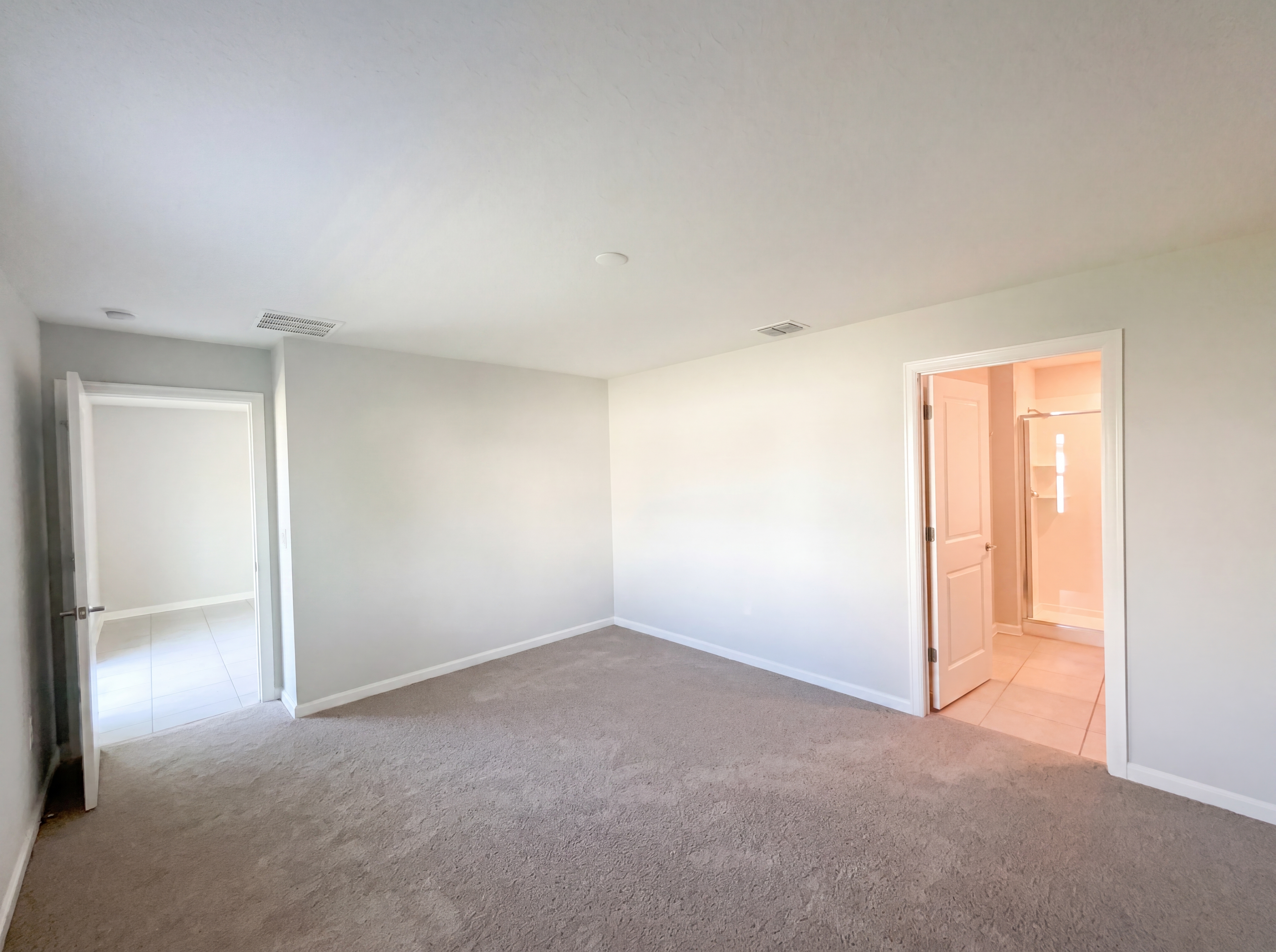 Photo 4 of 24 of 4322 Sunny Creek Pl, Kissimmee, FL