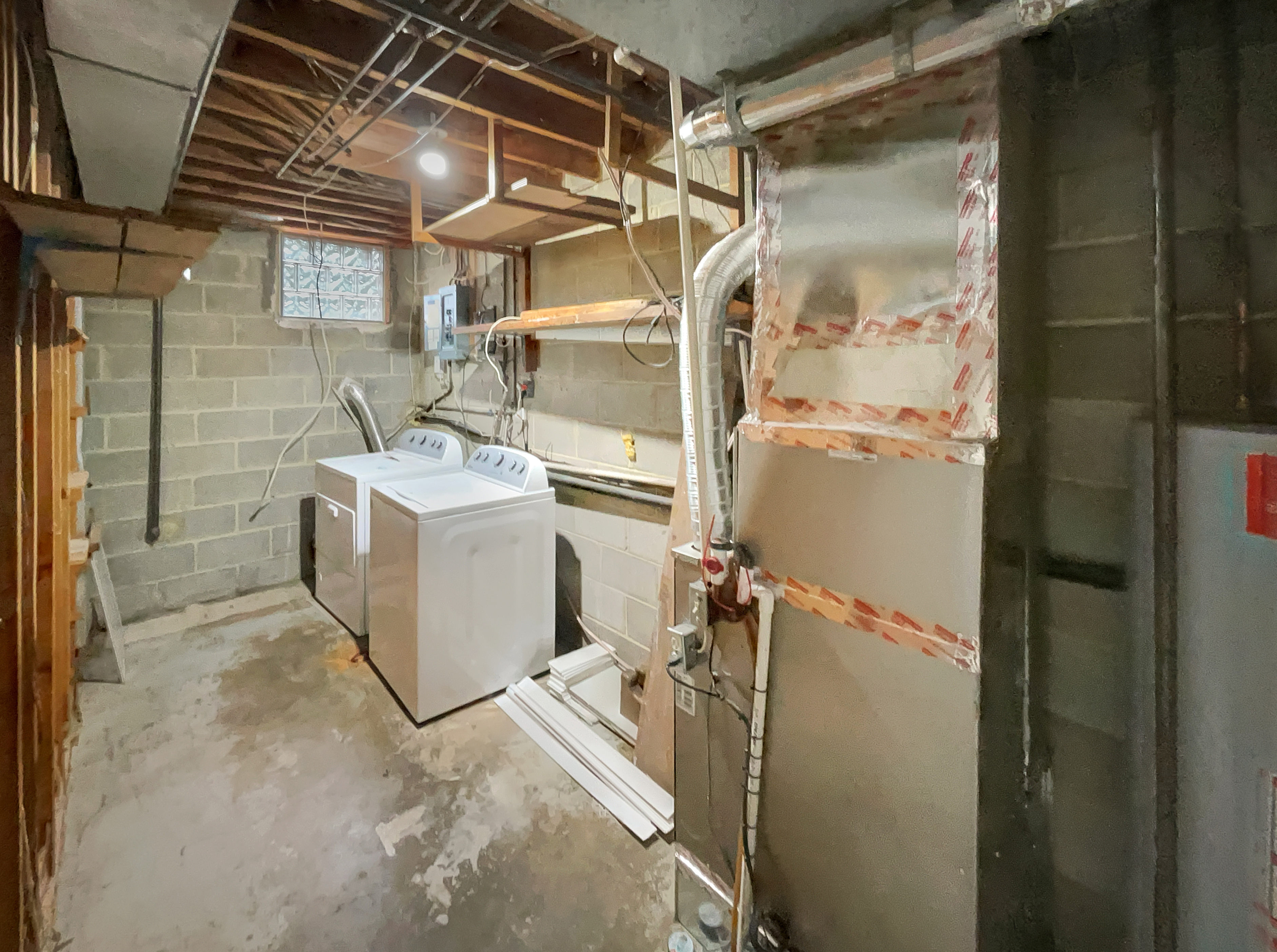 Photo 17 of 22 of 14849 Leicester Ct, Centreville, VA