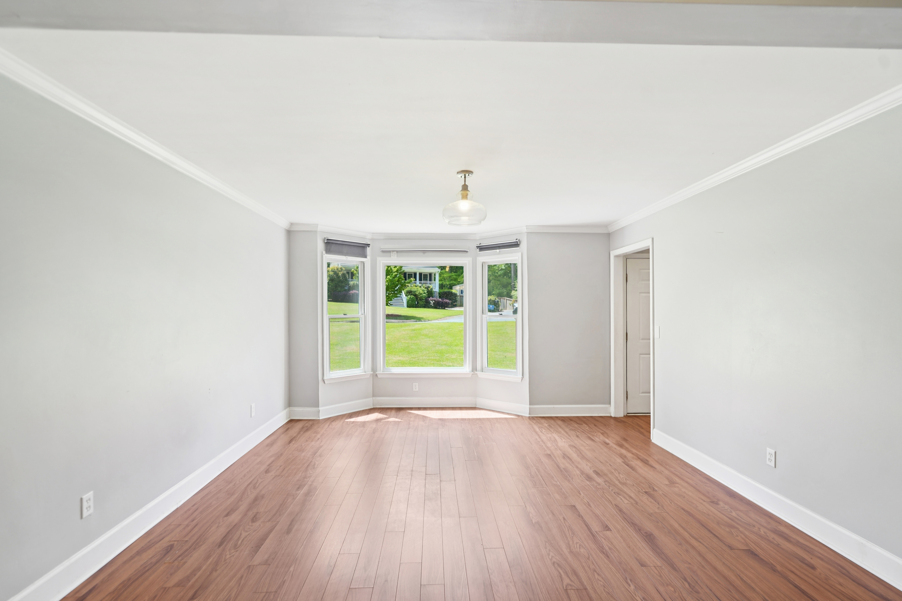 Photo 14 of 30 of 1172 Dogwood Forest Dr NE, Marietta, GA