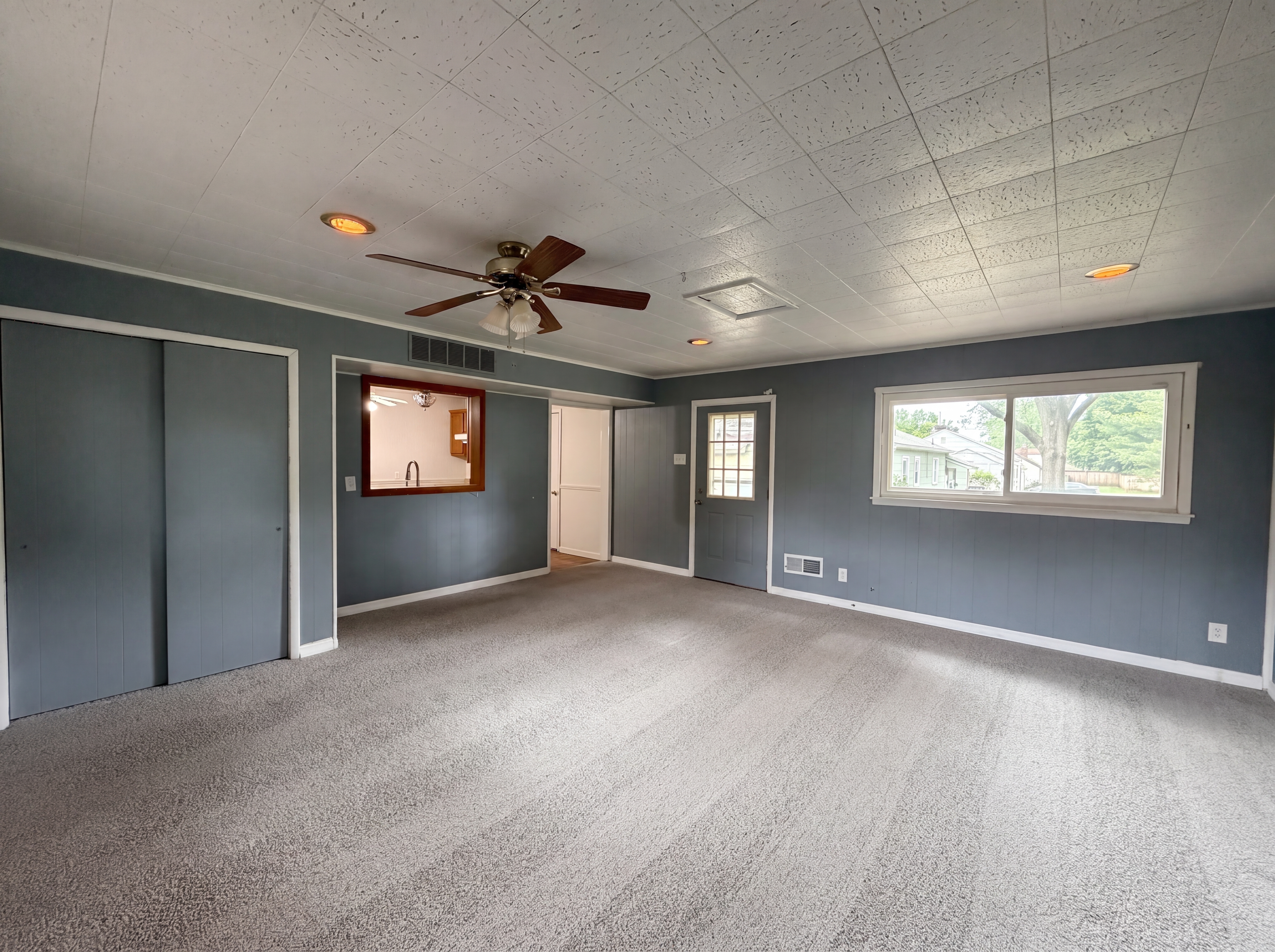 Photo 8 of 21 of 1607 N 17th St, Belleville, IL