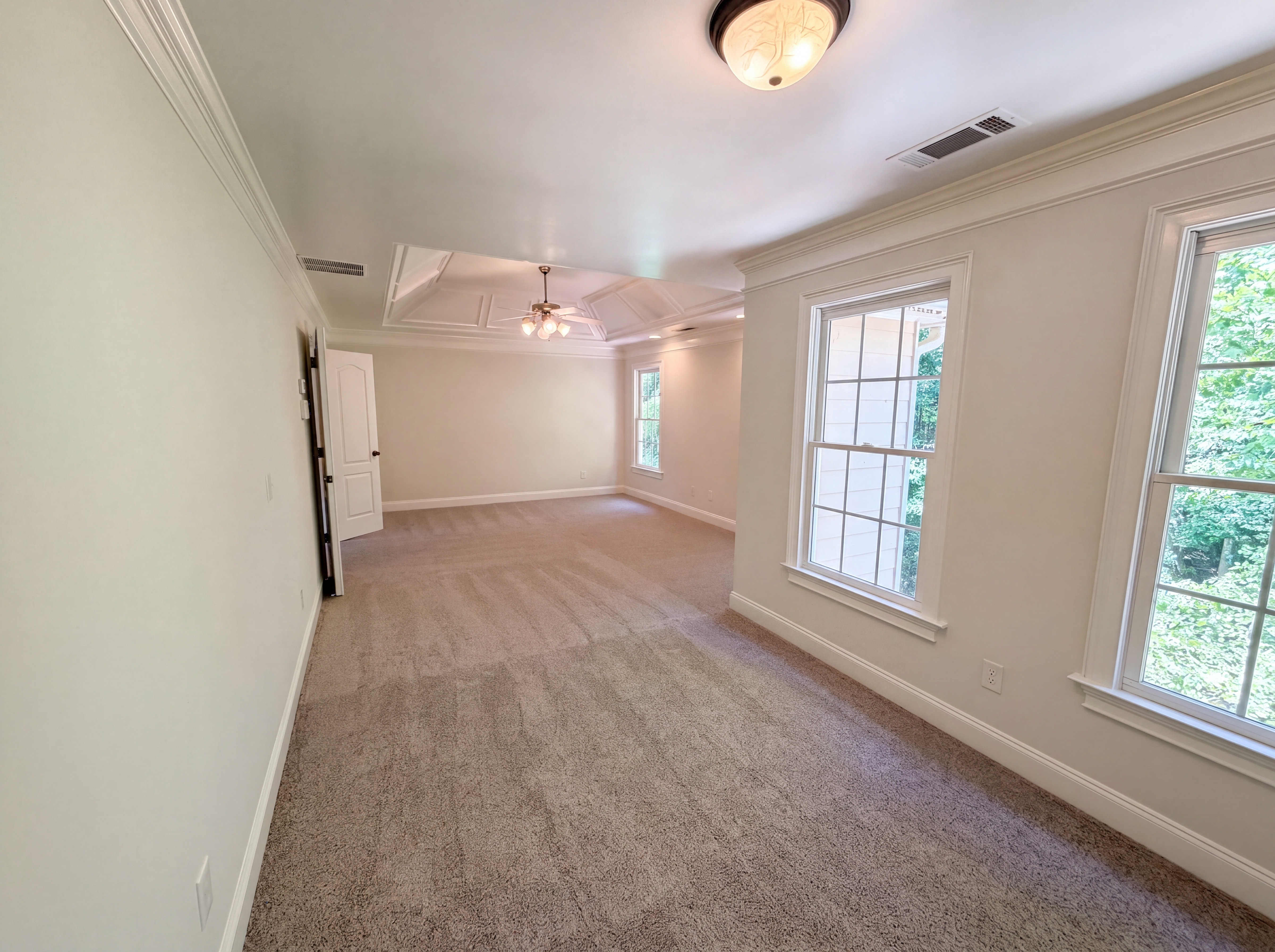 Photo 9 of 25 of 861 Windsor Creek Dr, Grayson, GA