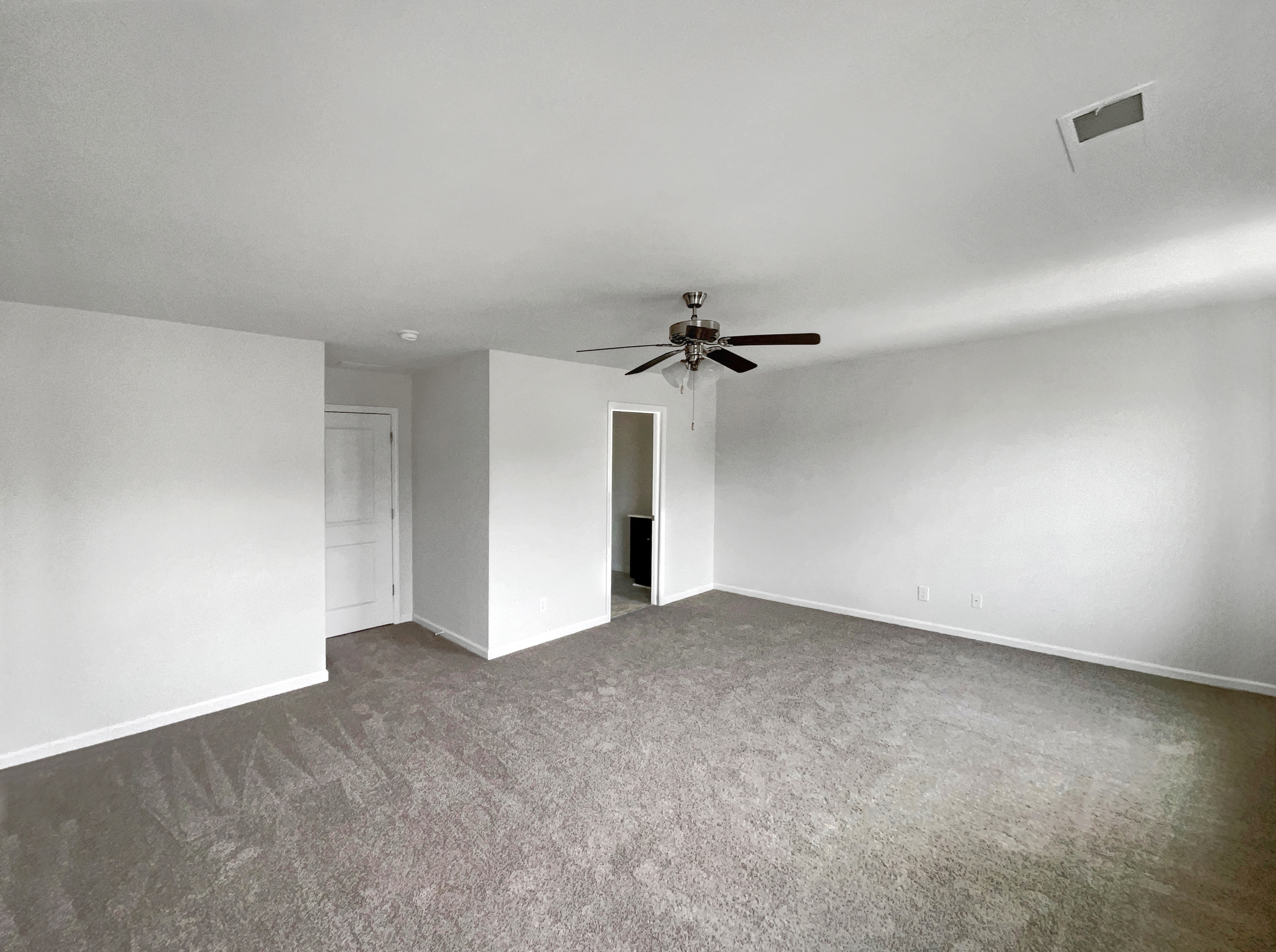 Photo 4 of 29 of 172 Mandy Ln, Lenoir City, TN