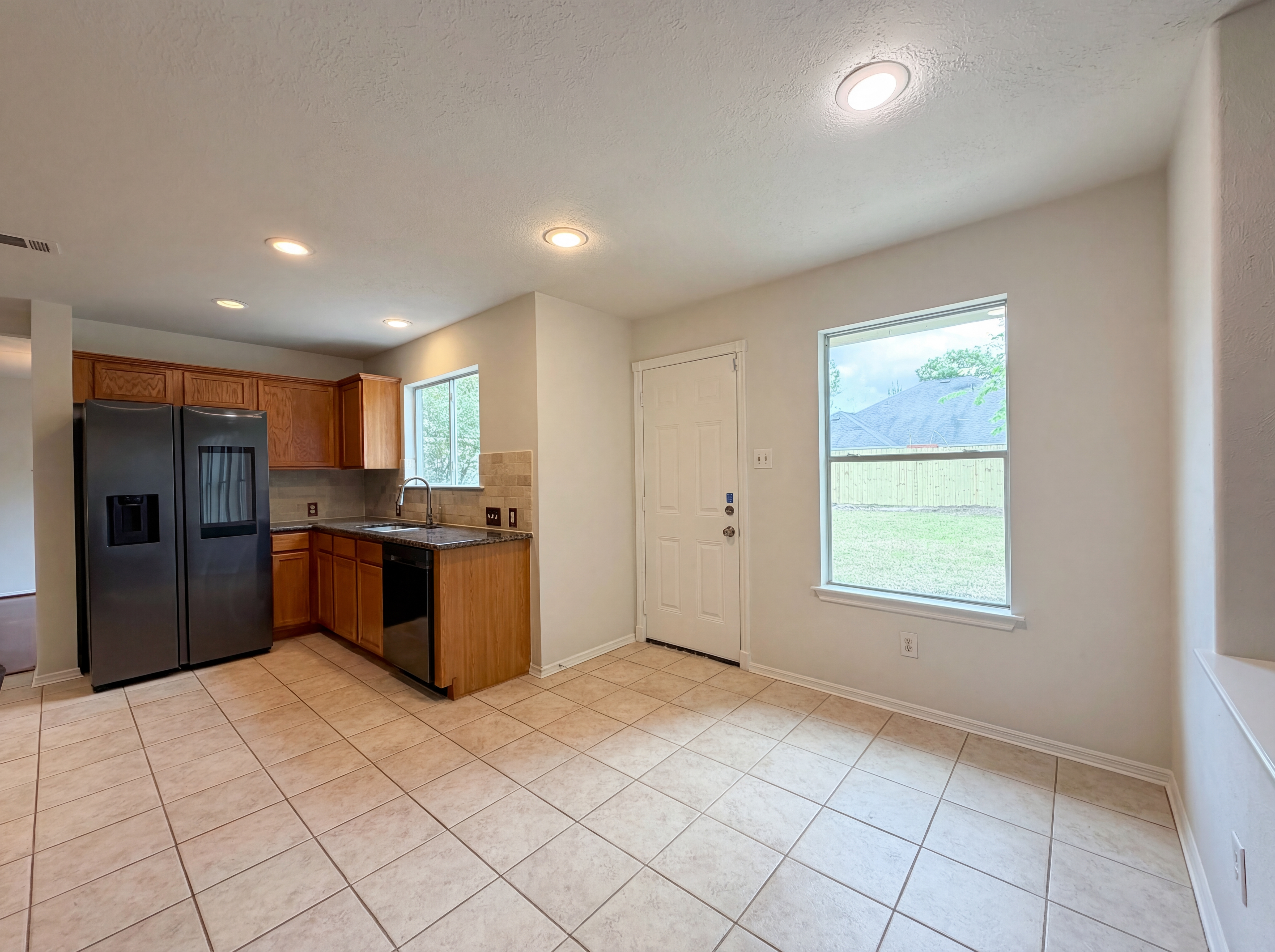 Photo 14 of 23 of 18306 Water Mill Dr, Cypress, TX