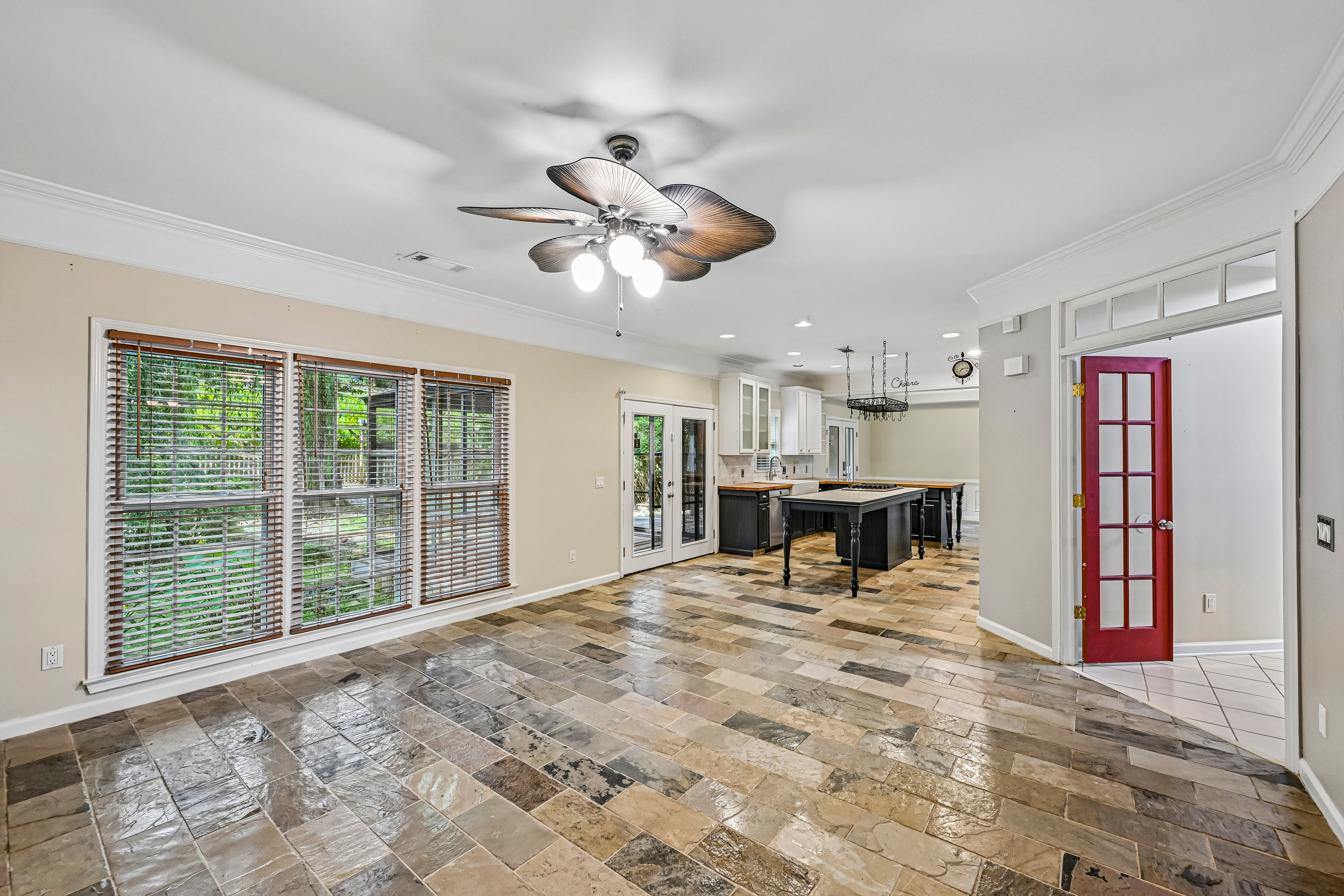 Photo 11 of 43 of 8590 River Walk Lndg, Johns Creek, GA