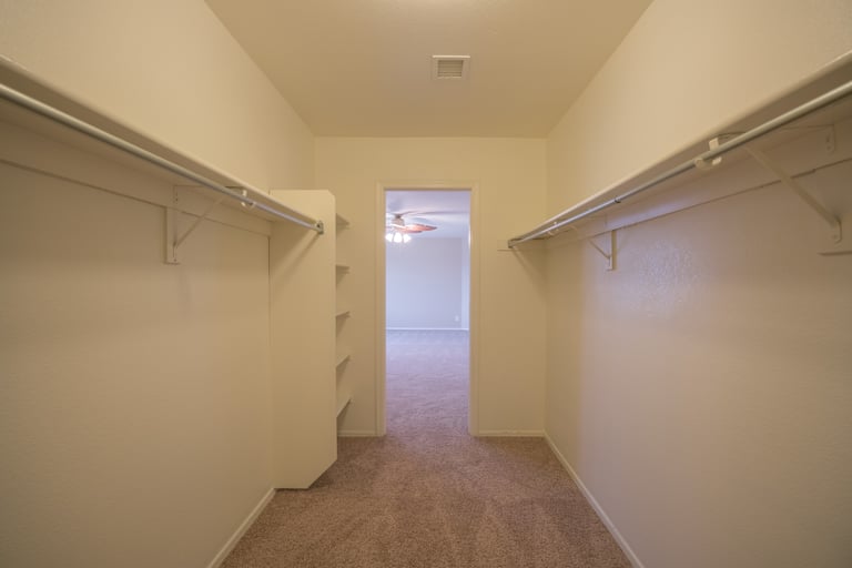 Photo 13 of 33 - 22274 N 106th Ln, Peoria, AZ 85383