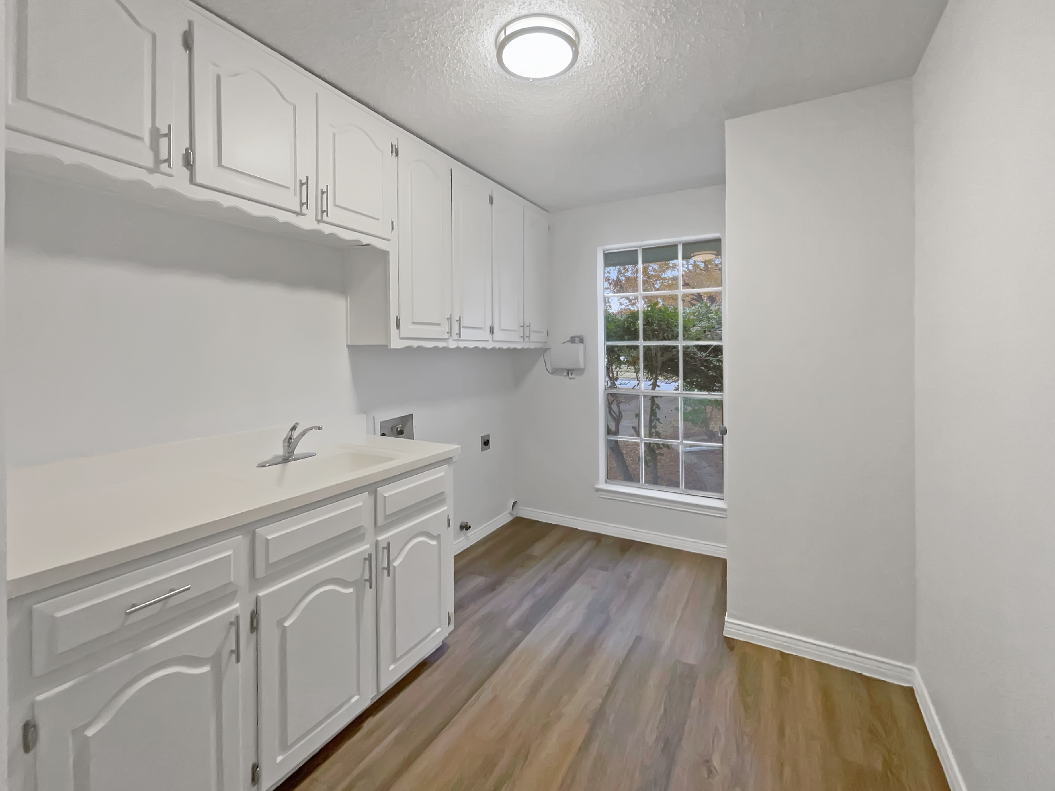 Photo 11 of 25 of 203 Westpark Dr S, McKinney, TX