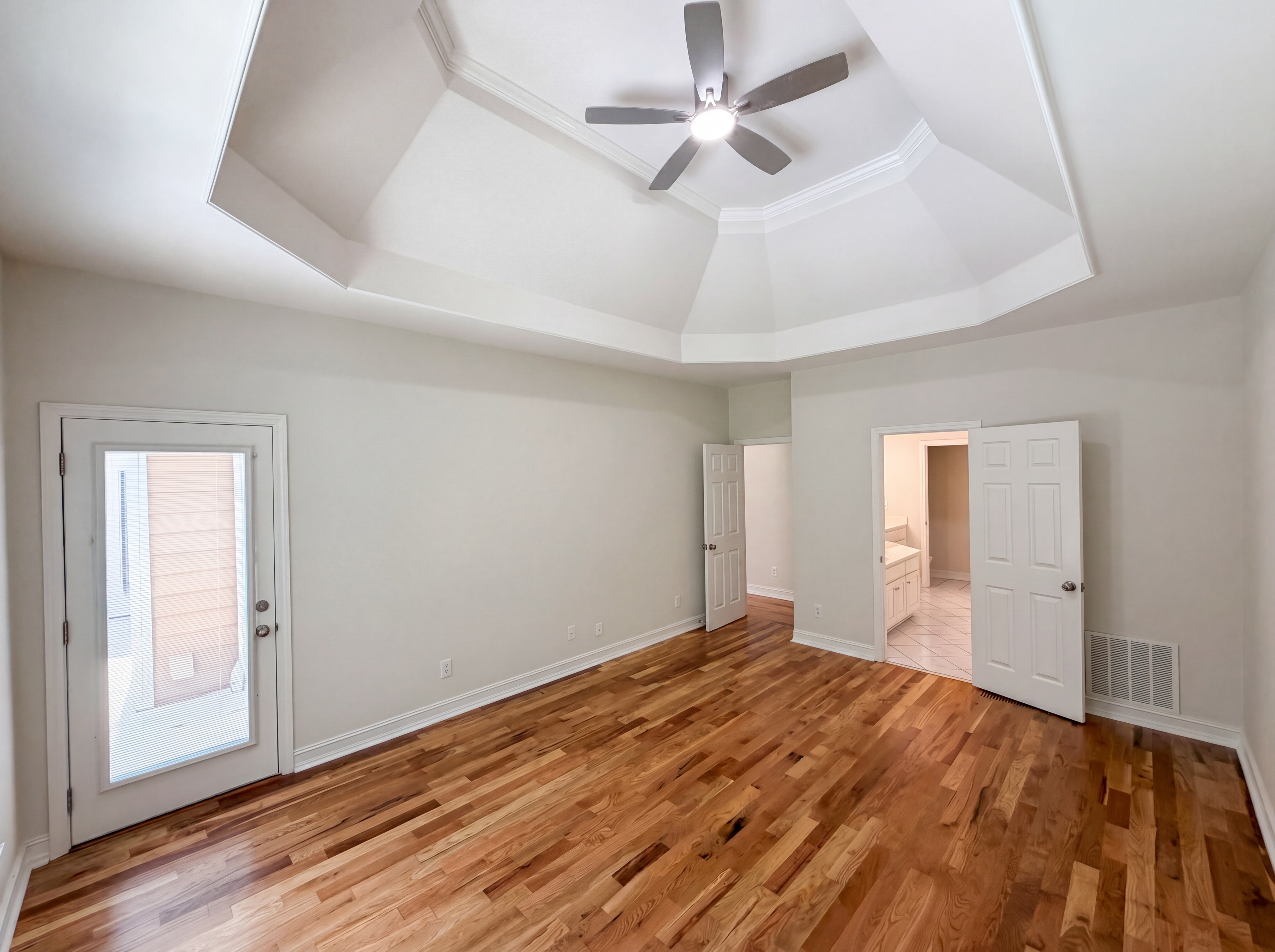 Photo 7 of 82 of 724 Beacon Cv, Lawrenceville, GA