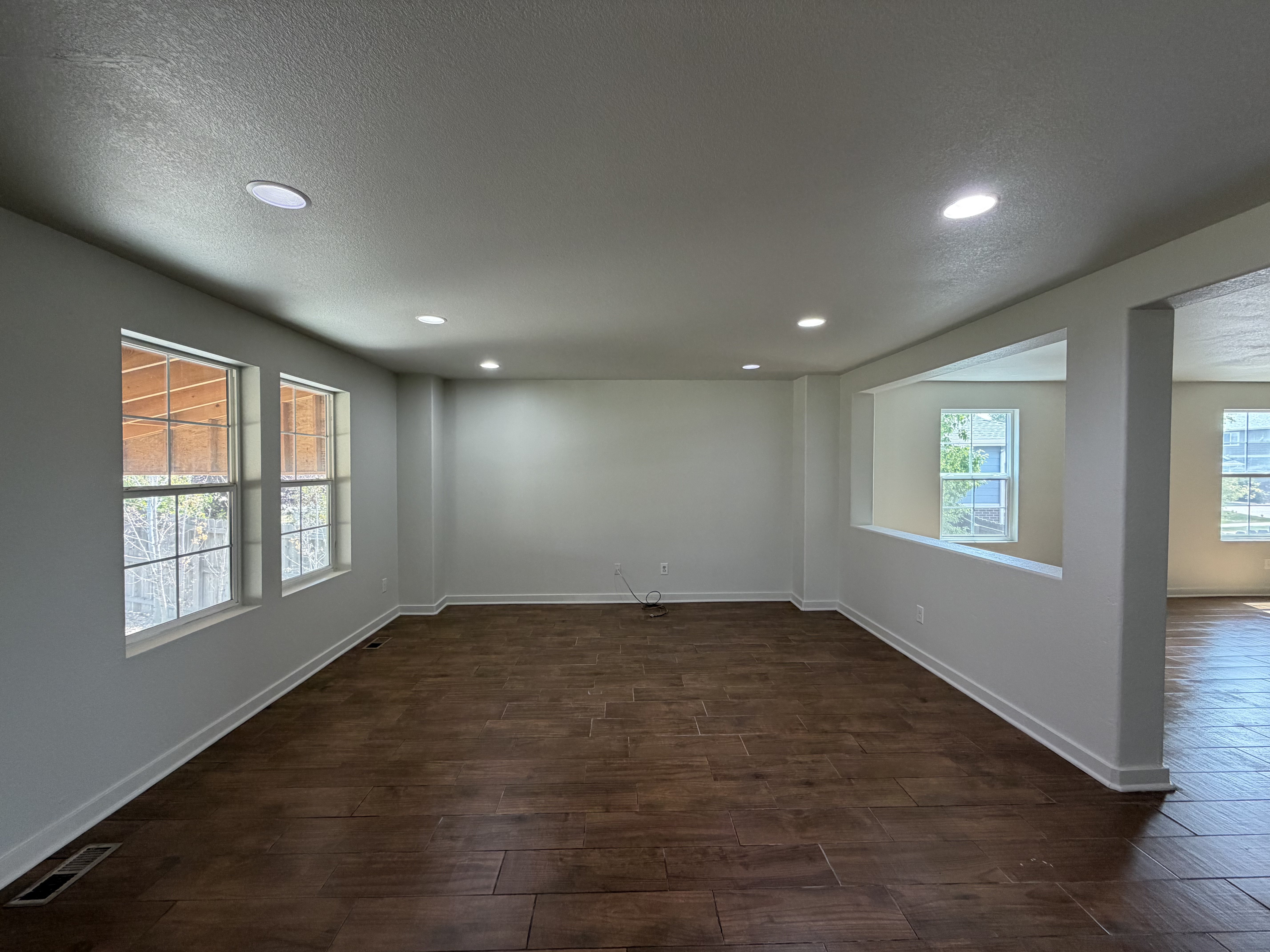 Photo 11 of 40 of 13480 Uinta St, Thornton, CO