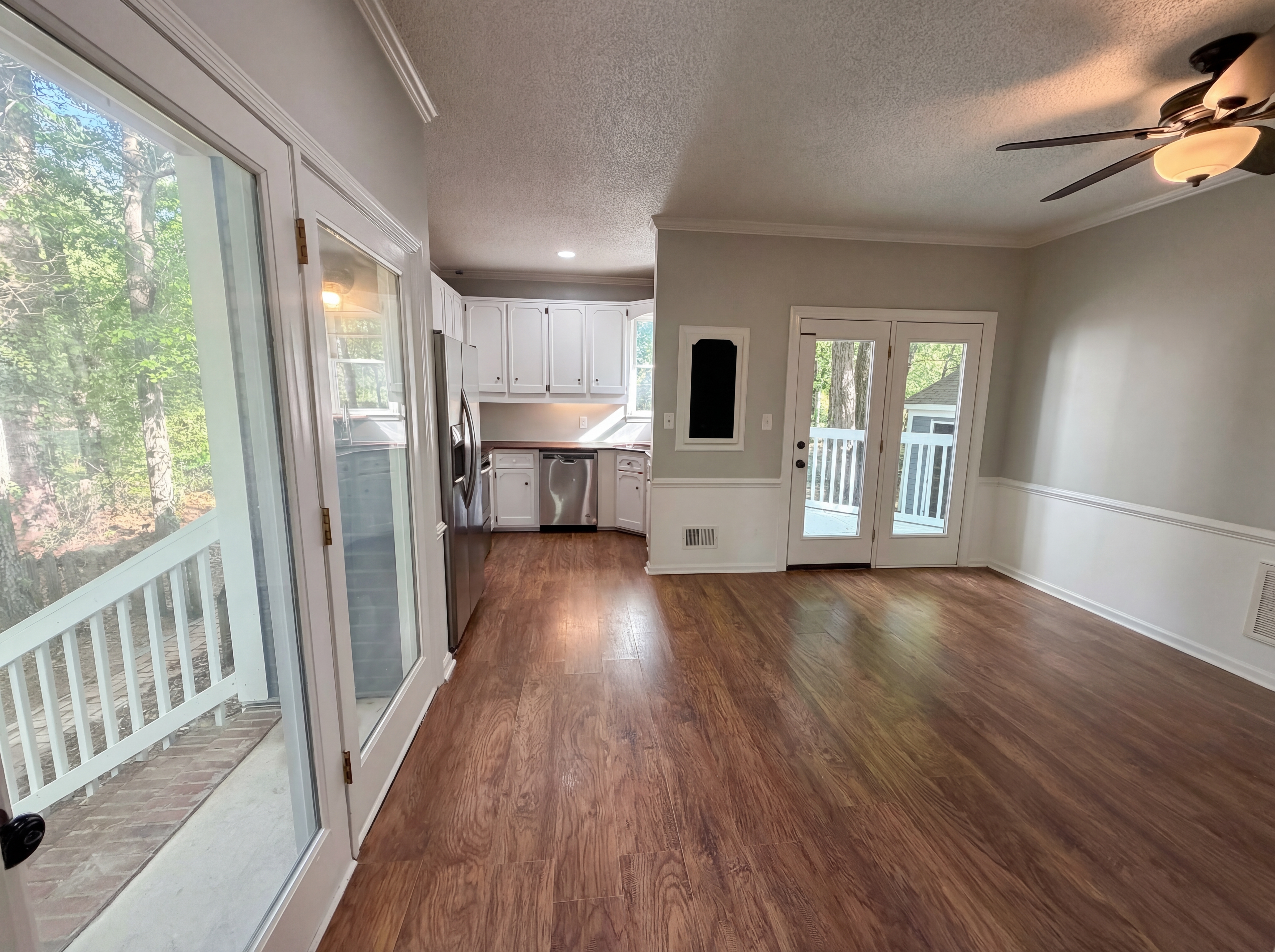 Photo 11 of 20 of 204 Wallace Cir, Lexington, SC
