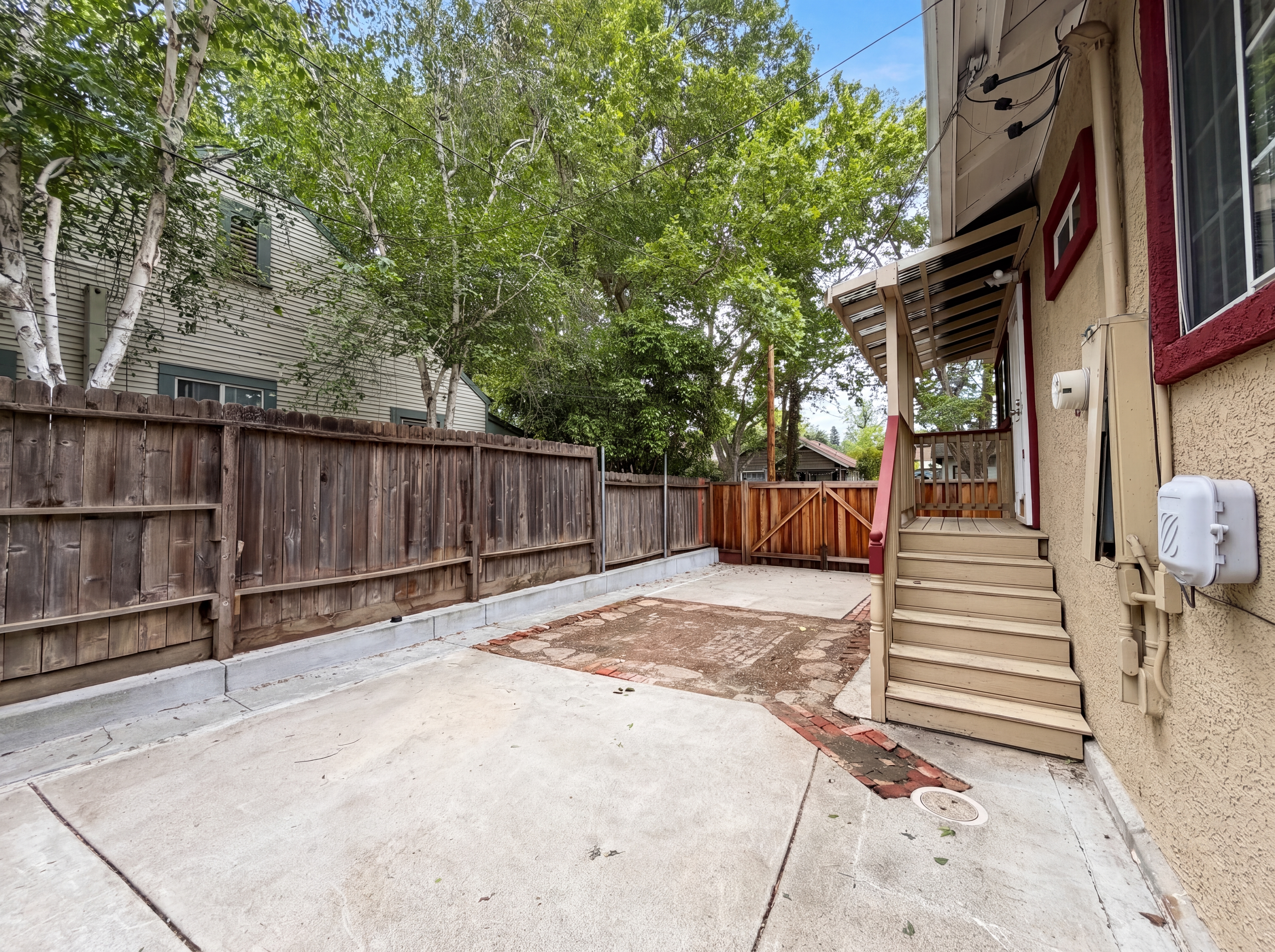 Photo 42 of 45 of 231 22nd St, Sacramento, CA