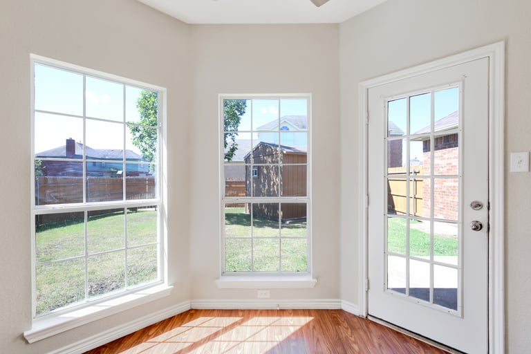 Photo 22 of 30 - 1504 Mountain Laurel Ln, Desoto, TX 75115