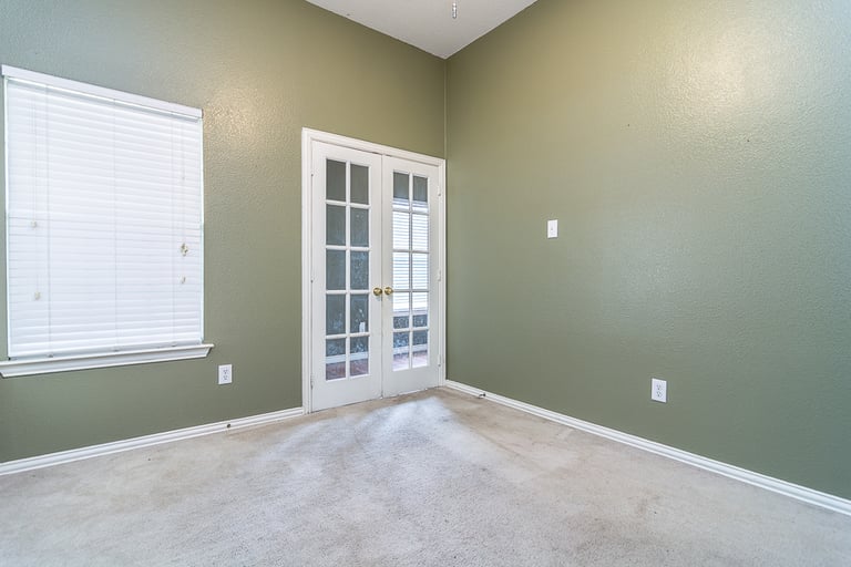 Photo 10 of 21 - 410 Stefhanie Dr, Celina, TX 75009