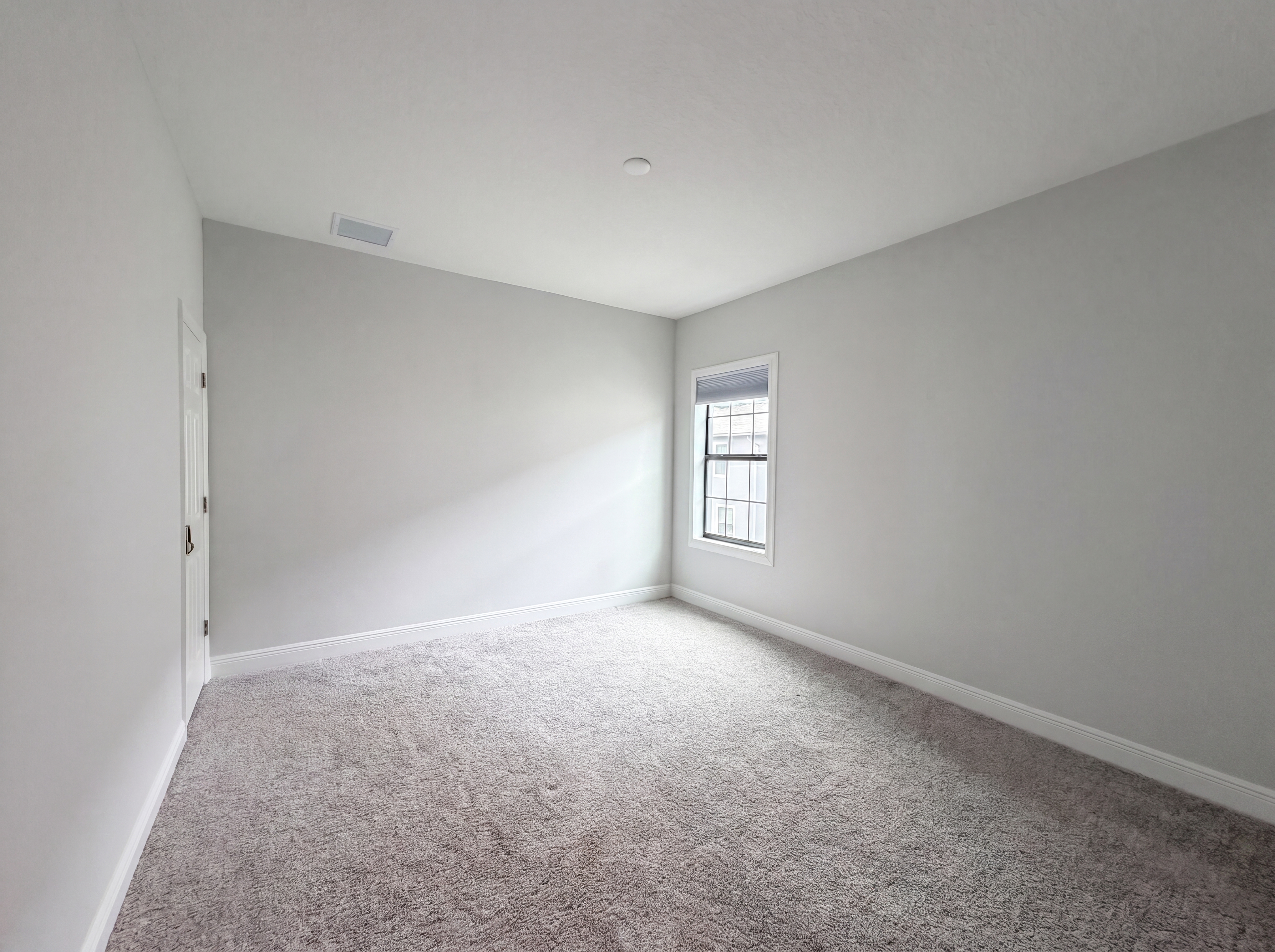 Photo 8 of 25 of 13176 Twin Bridges Dr, Riverview, FL