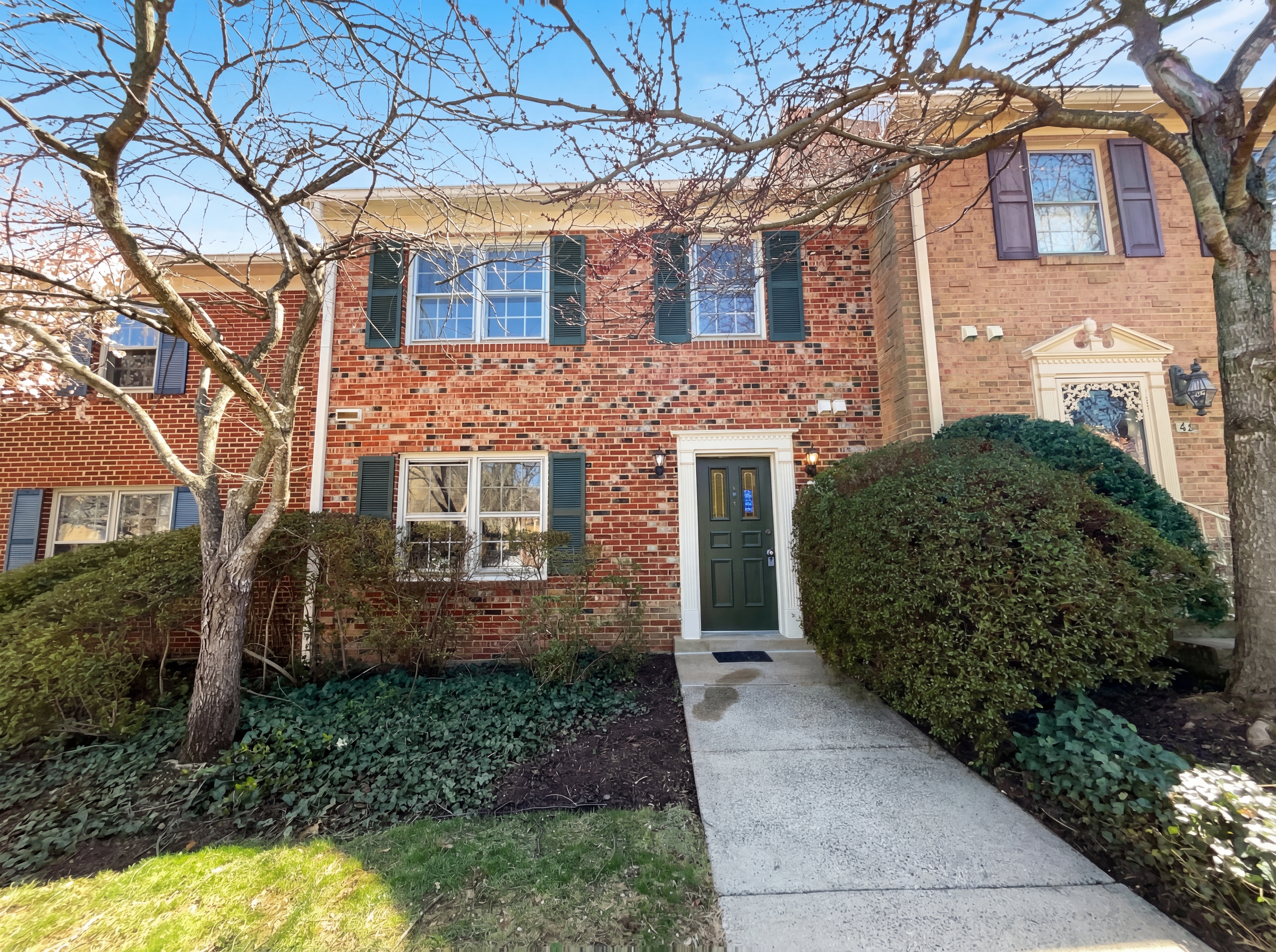 Photo 41 of 44 of 645 N Armistead St, Alexandria, VA