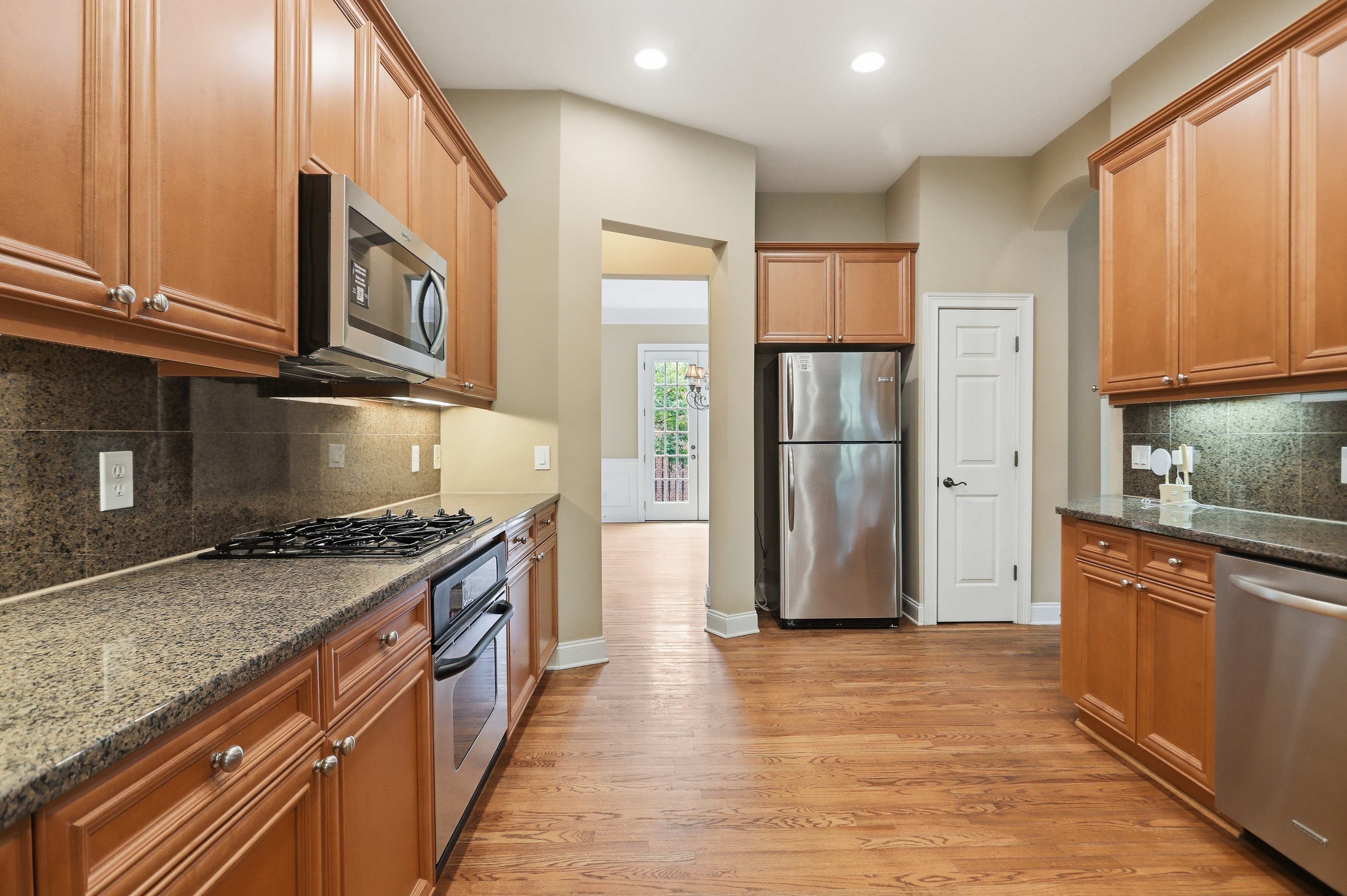 Photo 14 of 46 of 3011 Riverstone Trl, Atlanta, GA