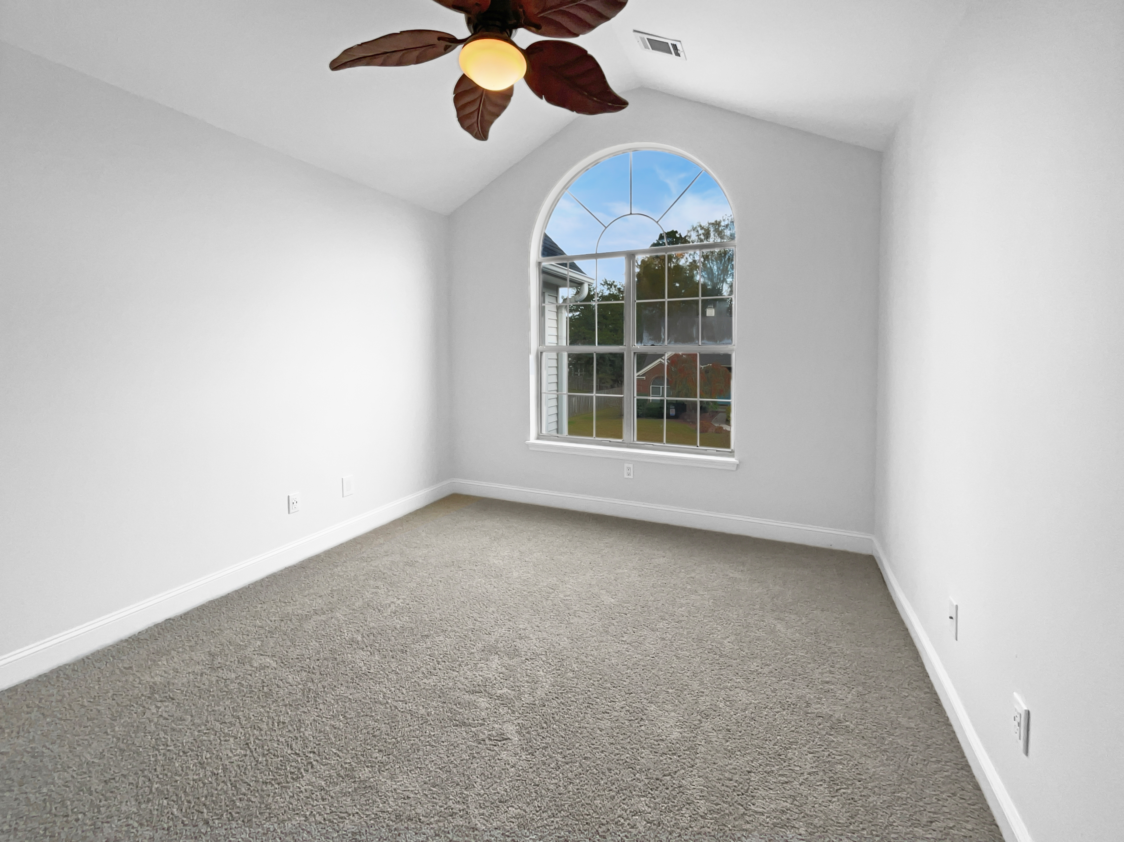 Photo 21 of 28 of 5402 Cattells Blf, North Charleston, SC