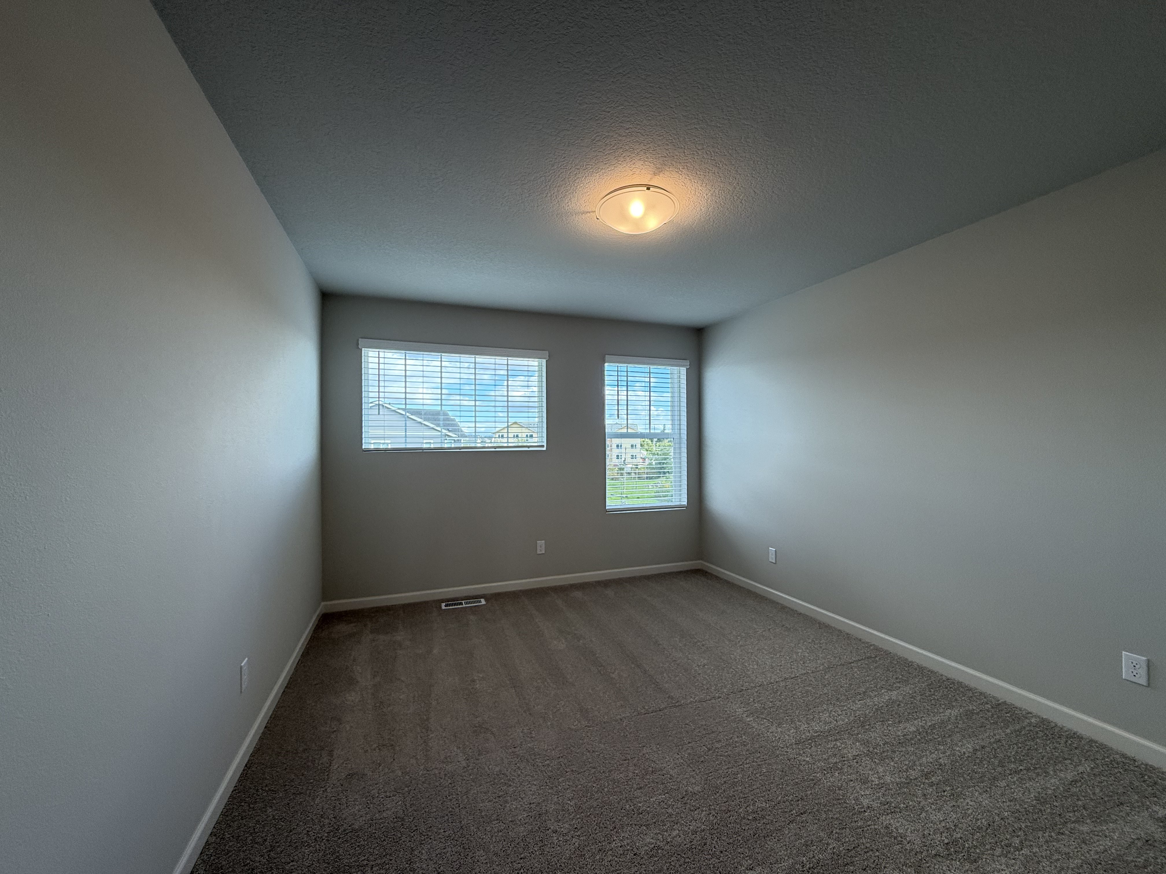 Photo 14 of 21 of 11317 NW 317th Ave, North Plains, OR