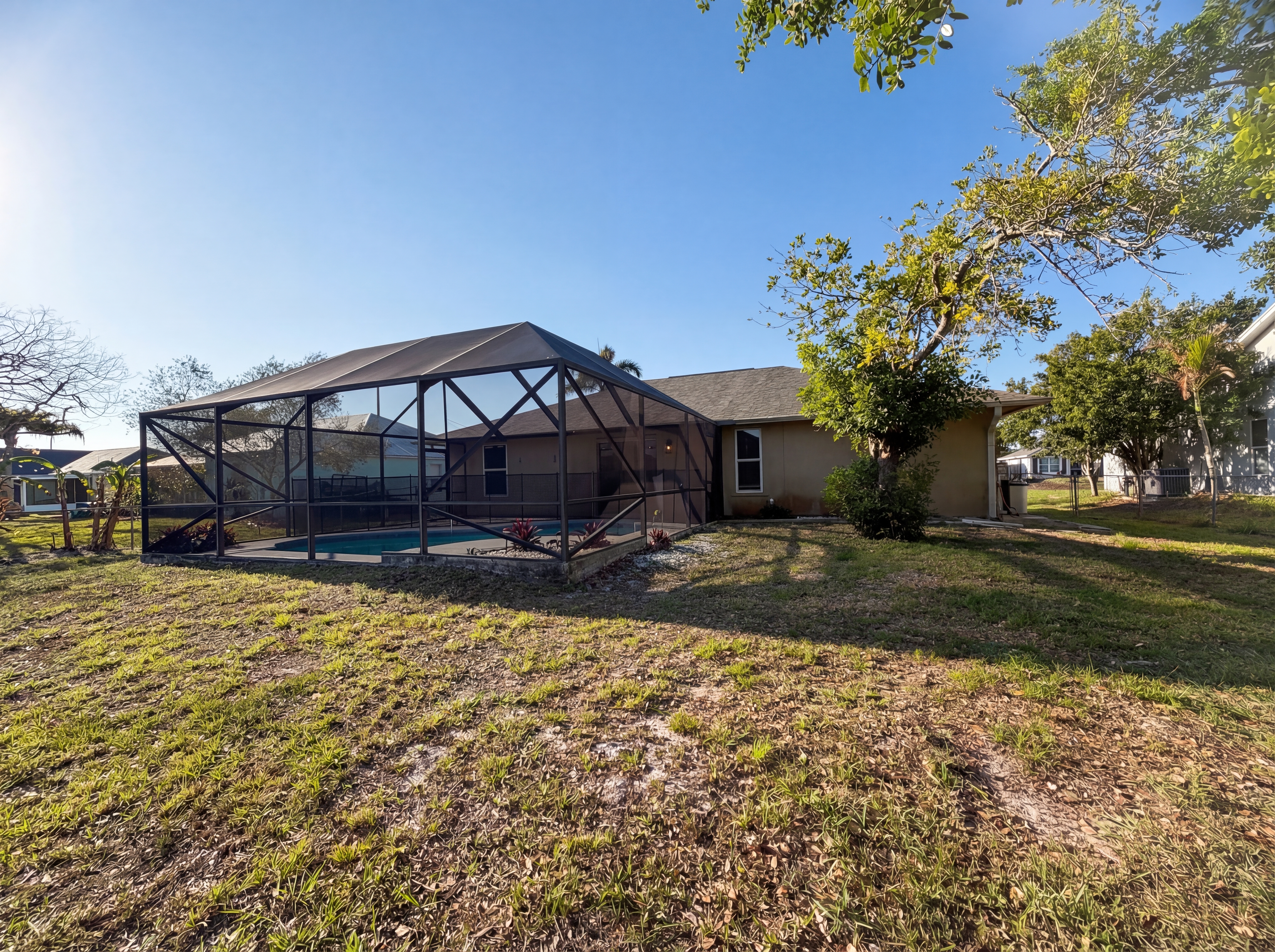 Photo 20 of 27 of 681 SW McCoy Ave, Port Saint Lucie, FL