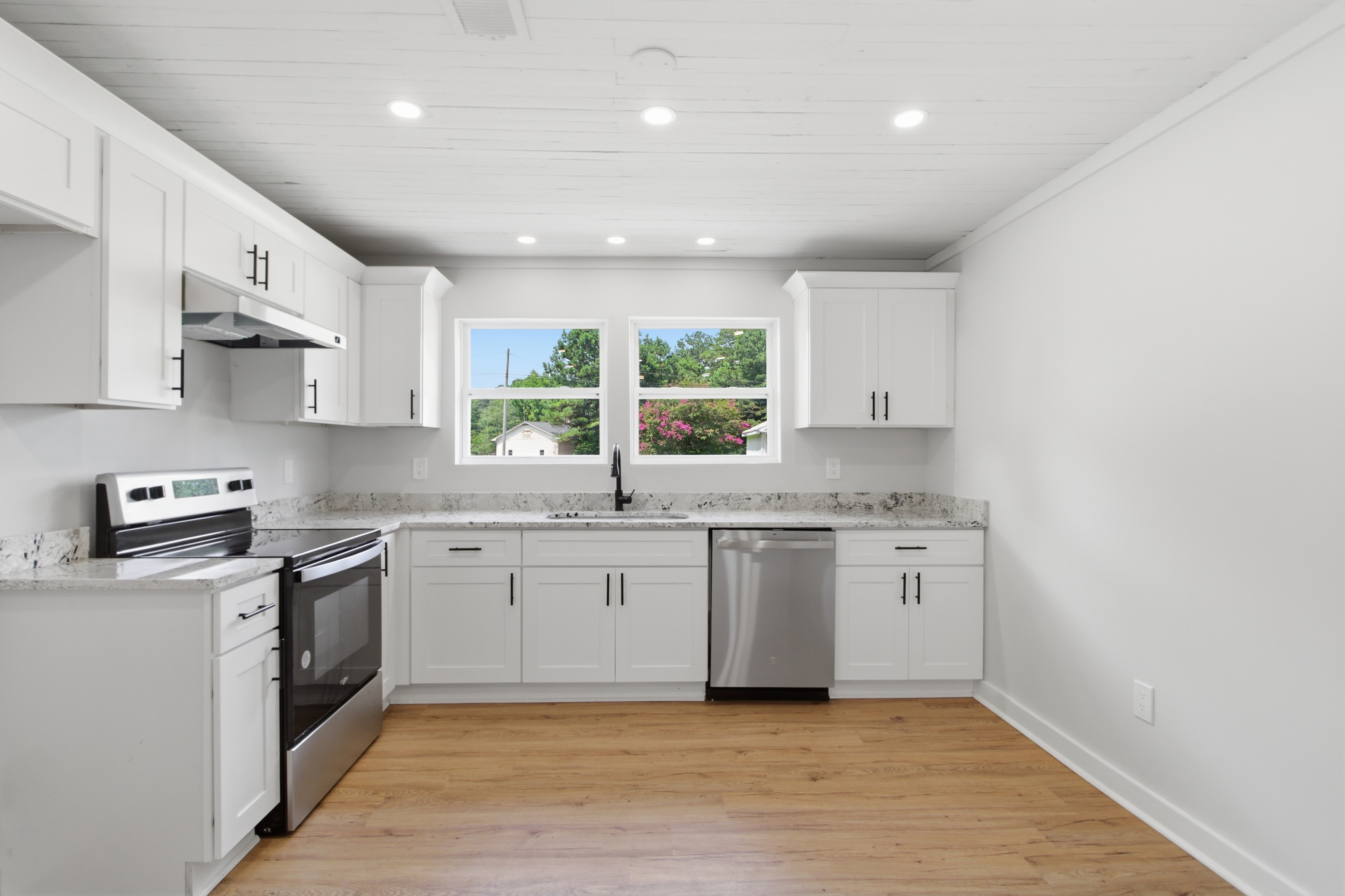 Photo 2 of 29 of 2929 Vinson Mountain Rd, Rockmart, GA