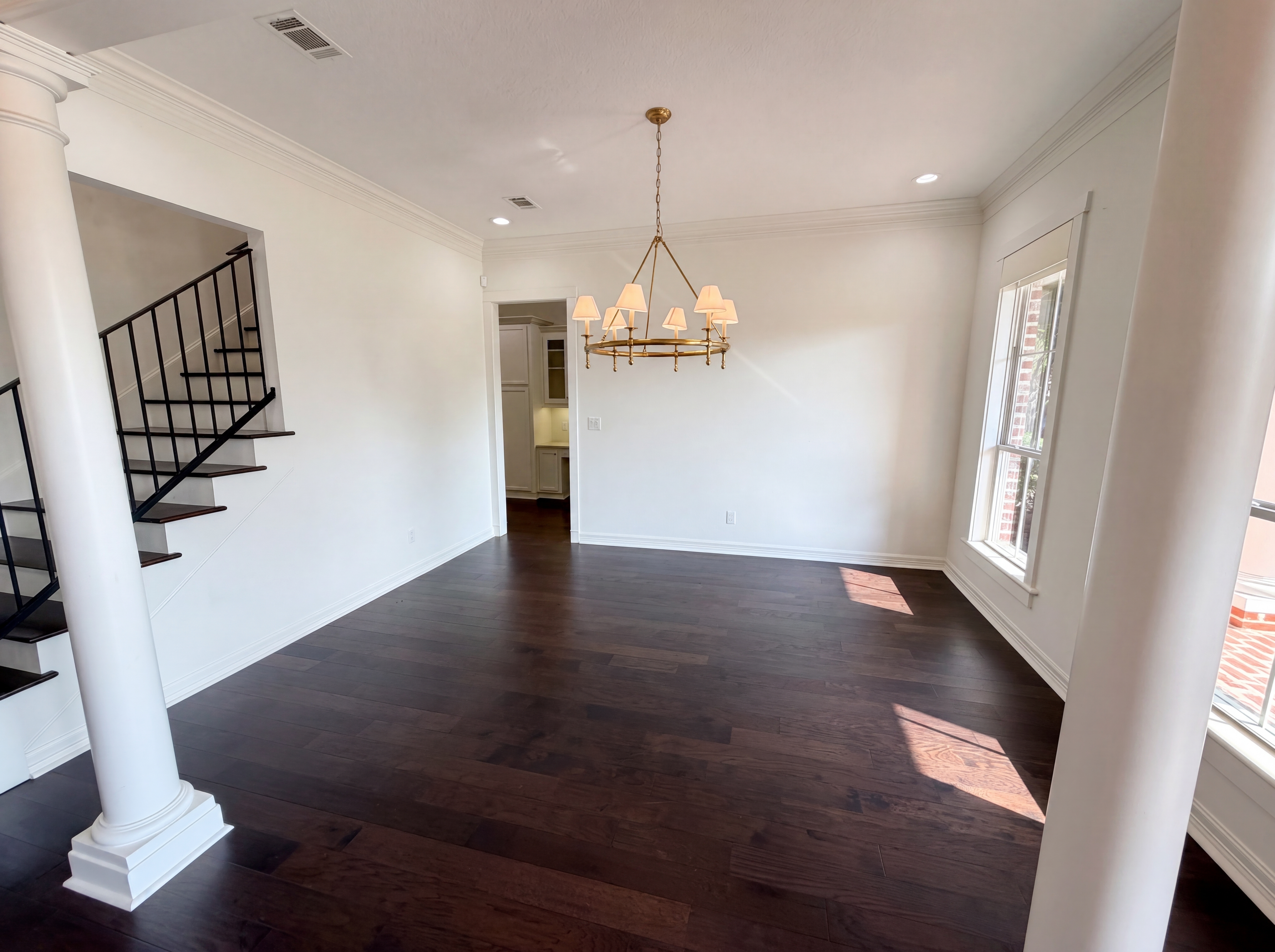 Photo 12 of 61 of 4385 Brownstone Dr, Beaumont, TX