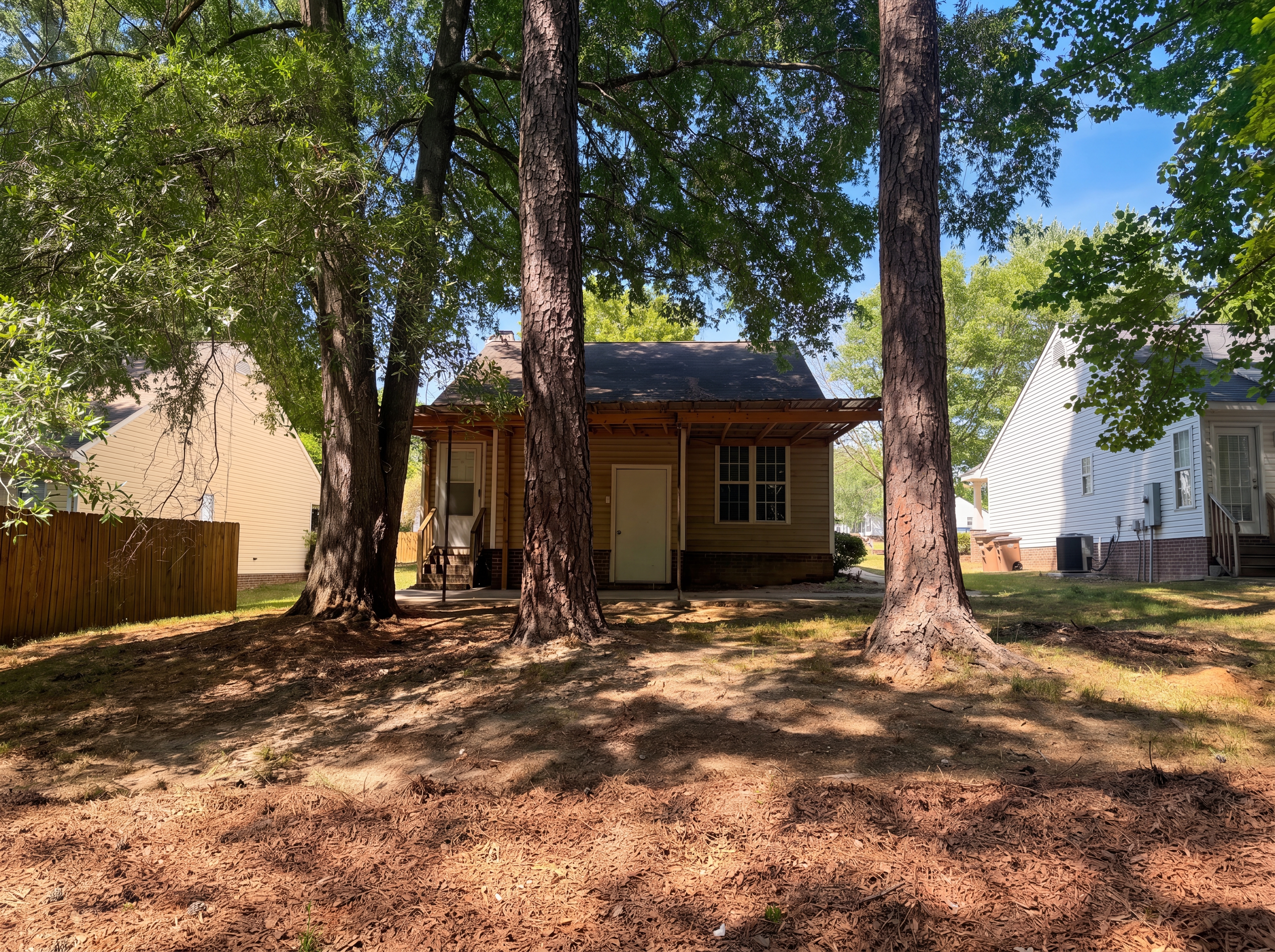 Photo 5 of 17 of 524 Pearce Ave, Wake Forest, NC