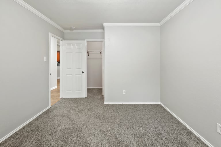 Photo 14 of 26 - 1704 Quail Grove Dr, Fort Worth, TX 76177