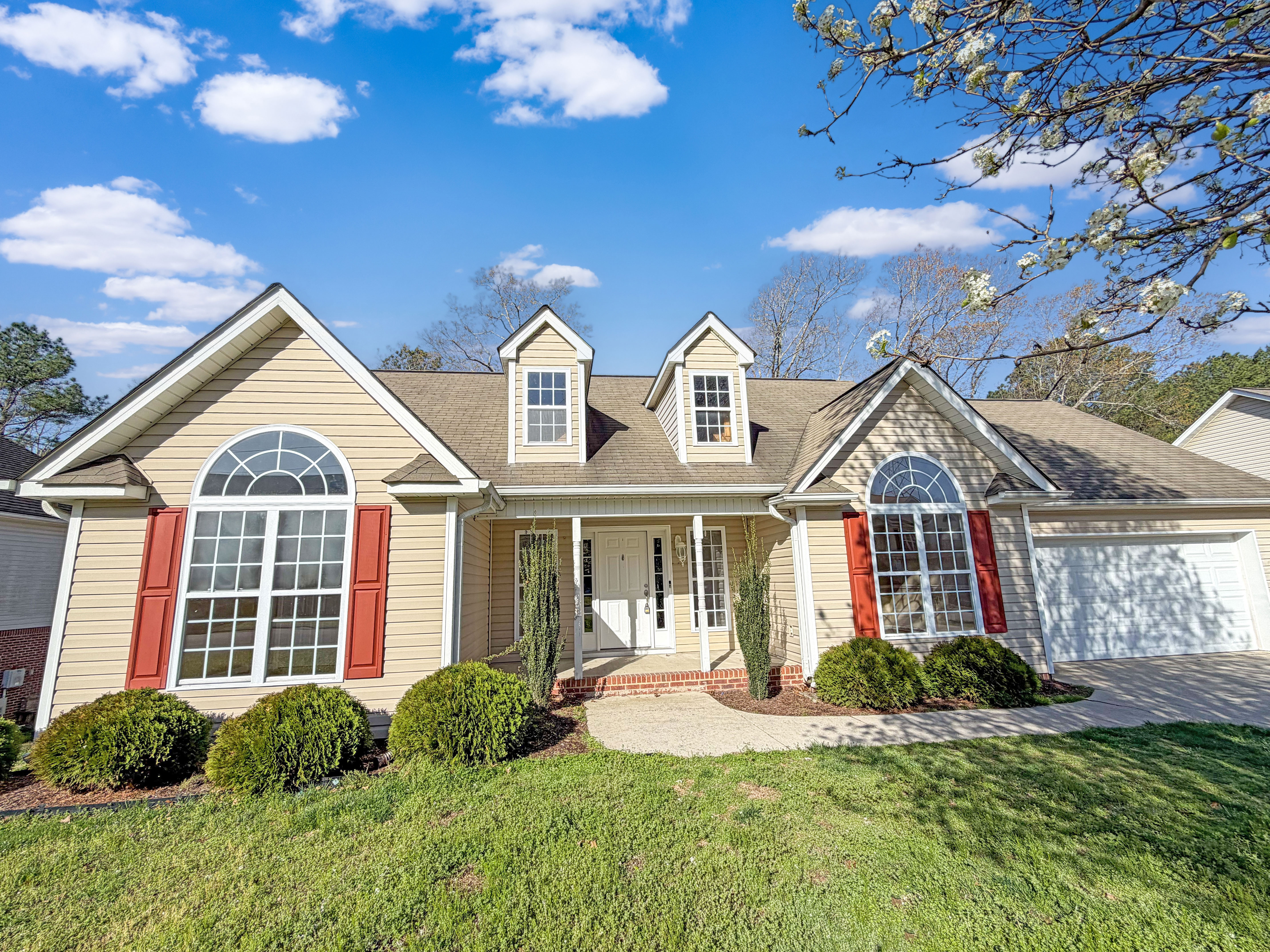 Photo 19 of 25 of 7446 Salmon Ln, Ooltewah, TN