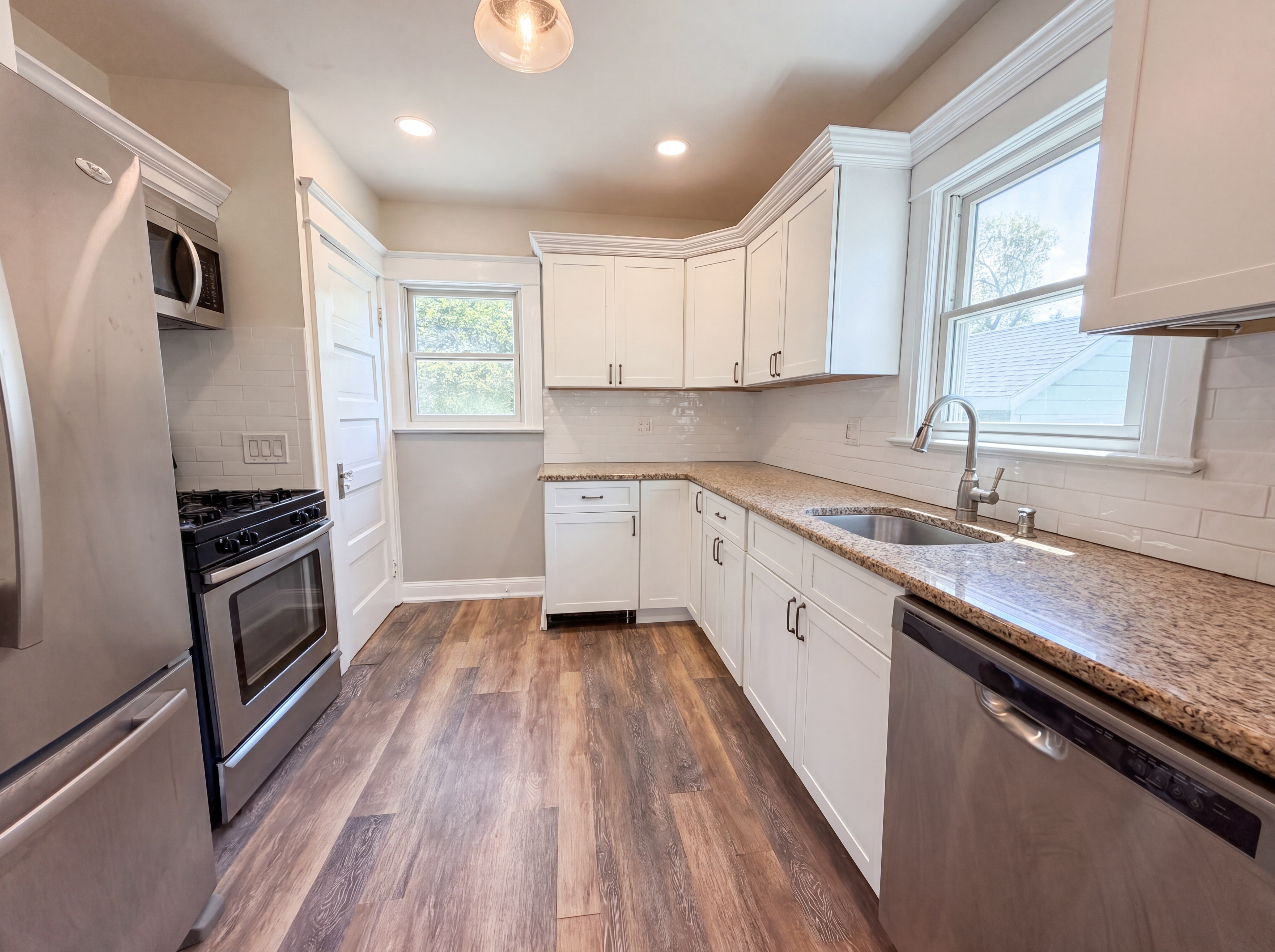 Photo 2 of 26 of 43 Highland Ave, Patchogue, NY