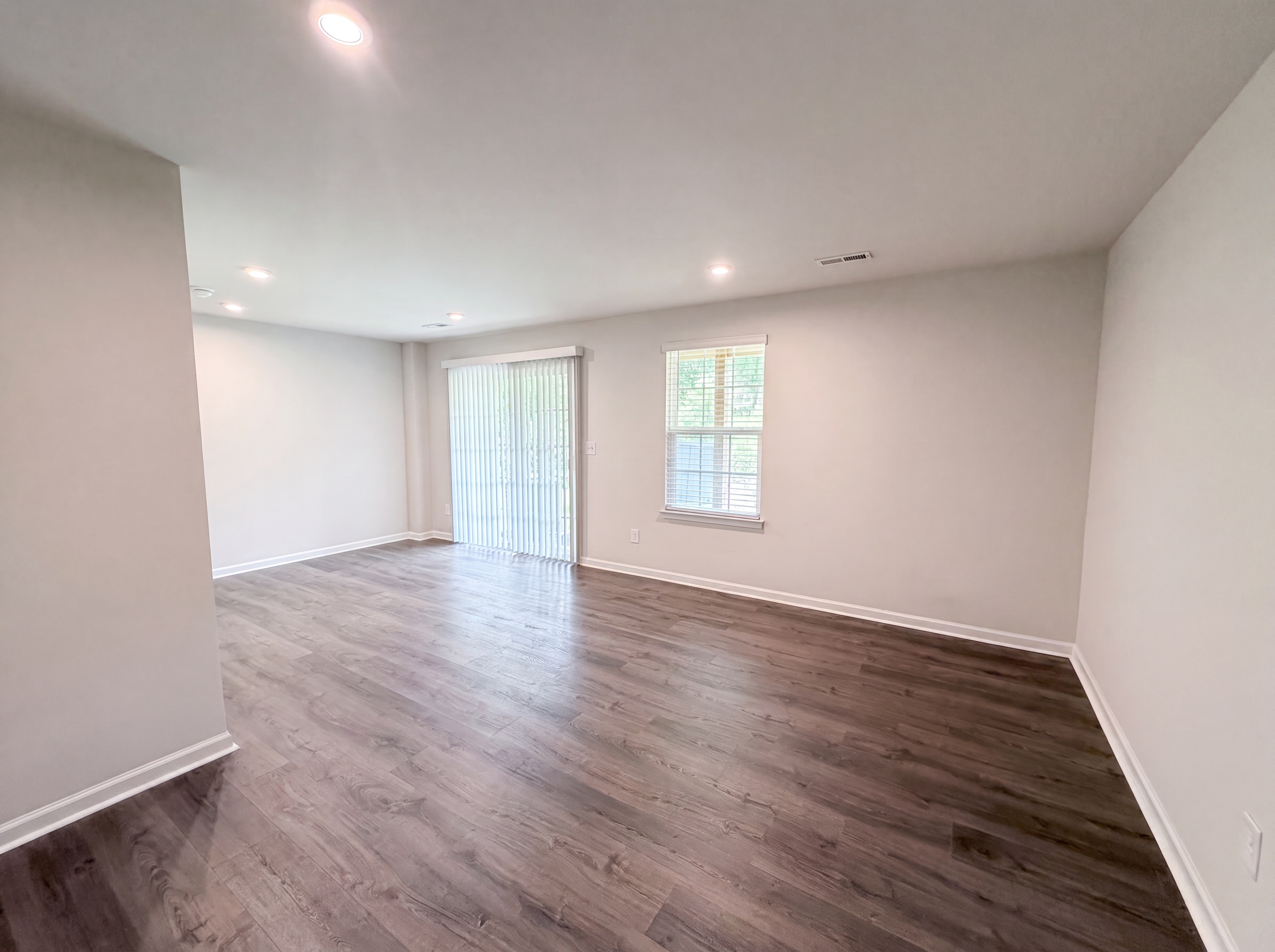 Photo 8 of 19 of 2037 Autumn Cyprus Ave, Gastonia, NC