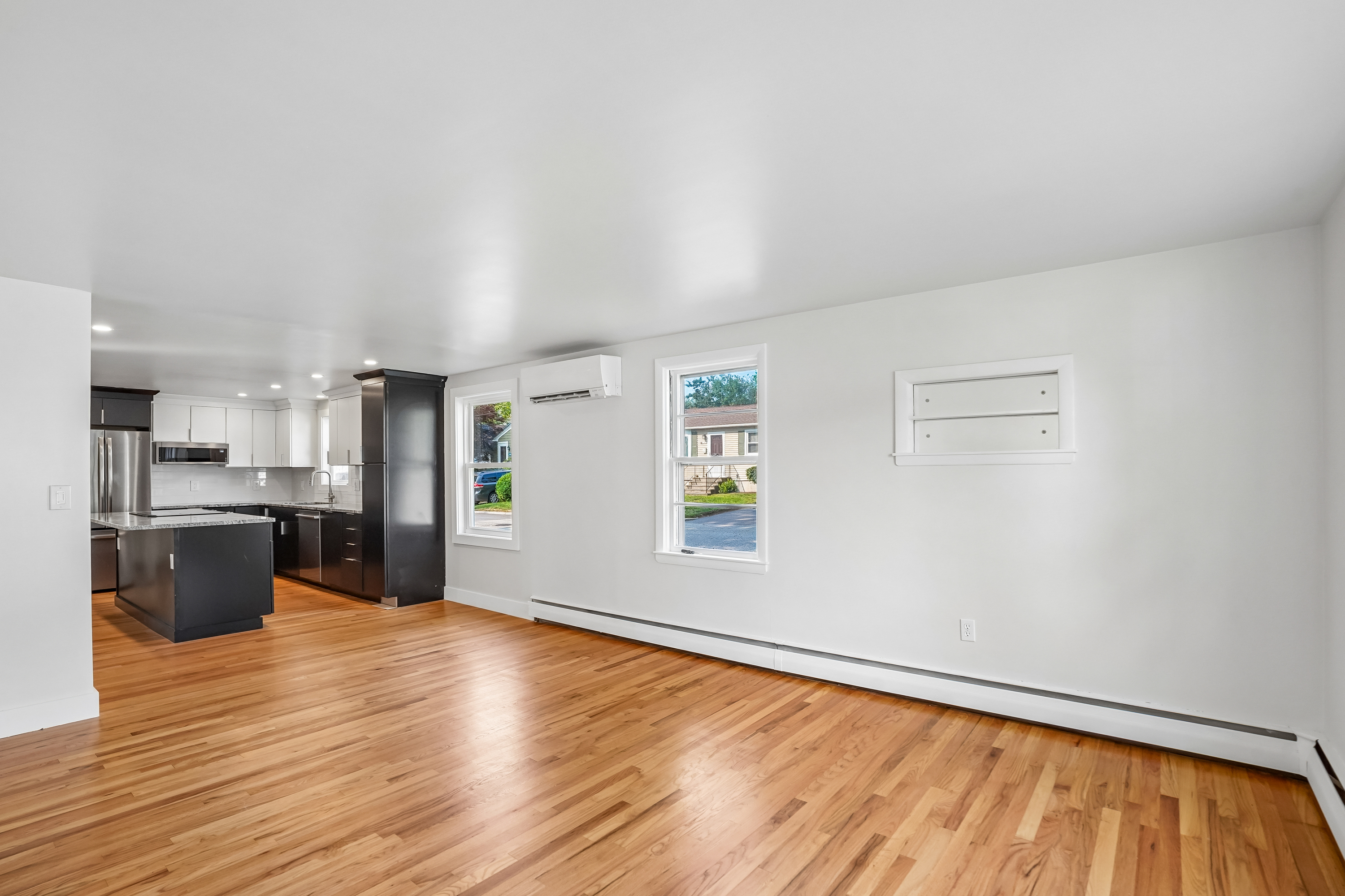 Photo 3 of 22 of 274 Whitford Ave, Providence, RI