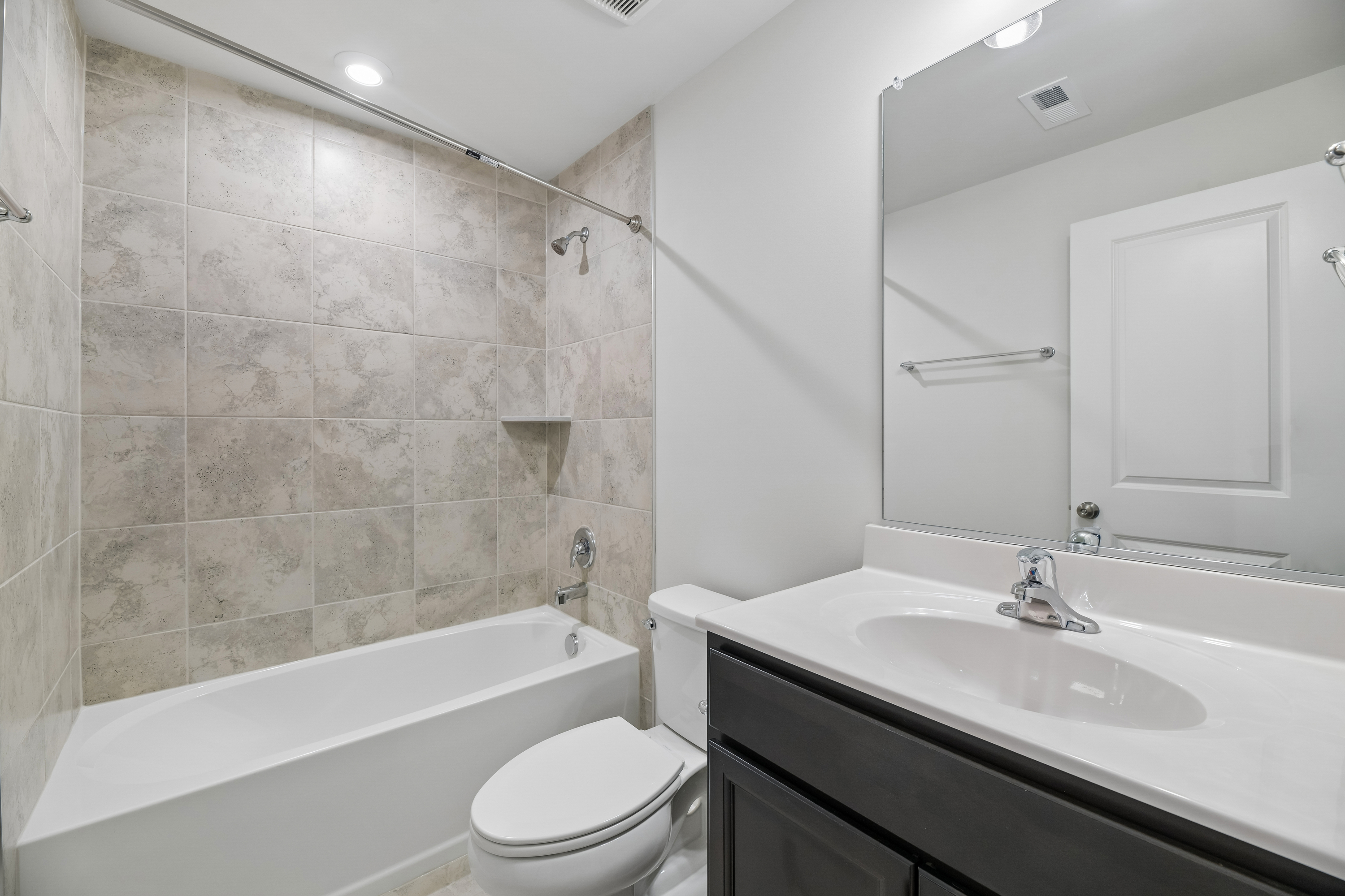 Photo 19 of 36 of 6511 Wild Orchid Ct, Fredericksburg, VA