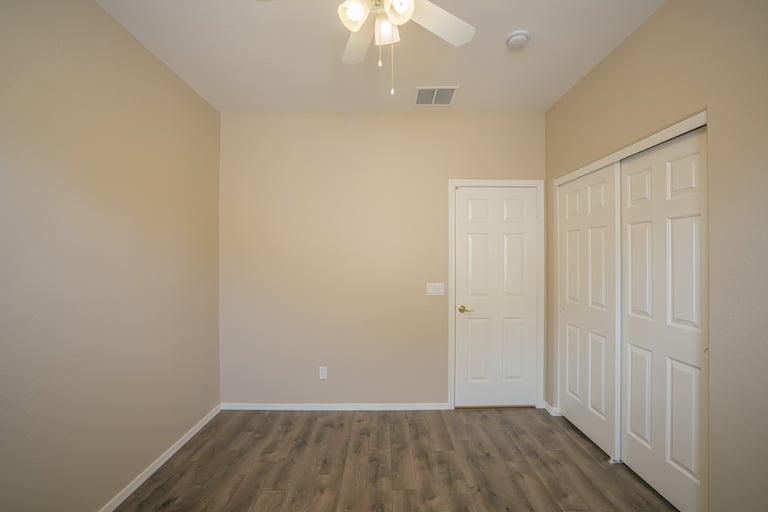 Photo 23 of 30 - 14226 Shaw Butte Dr N, Surprise, AZ 85379