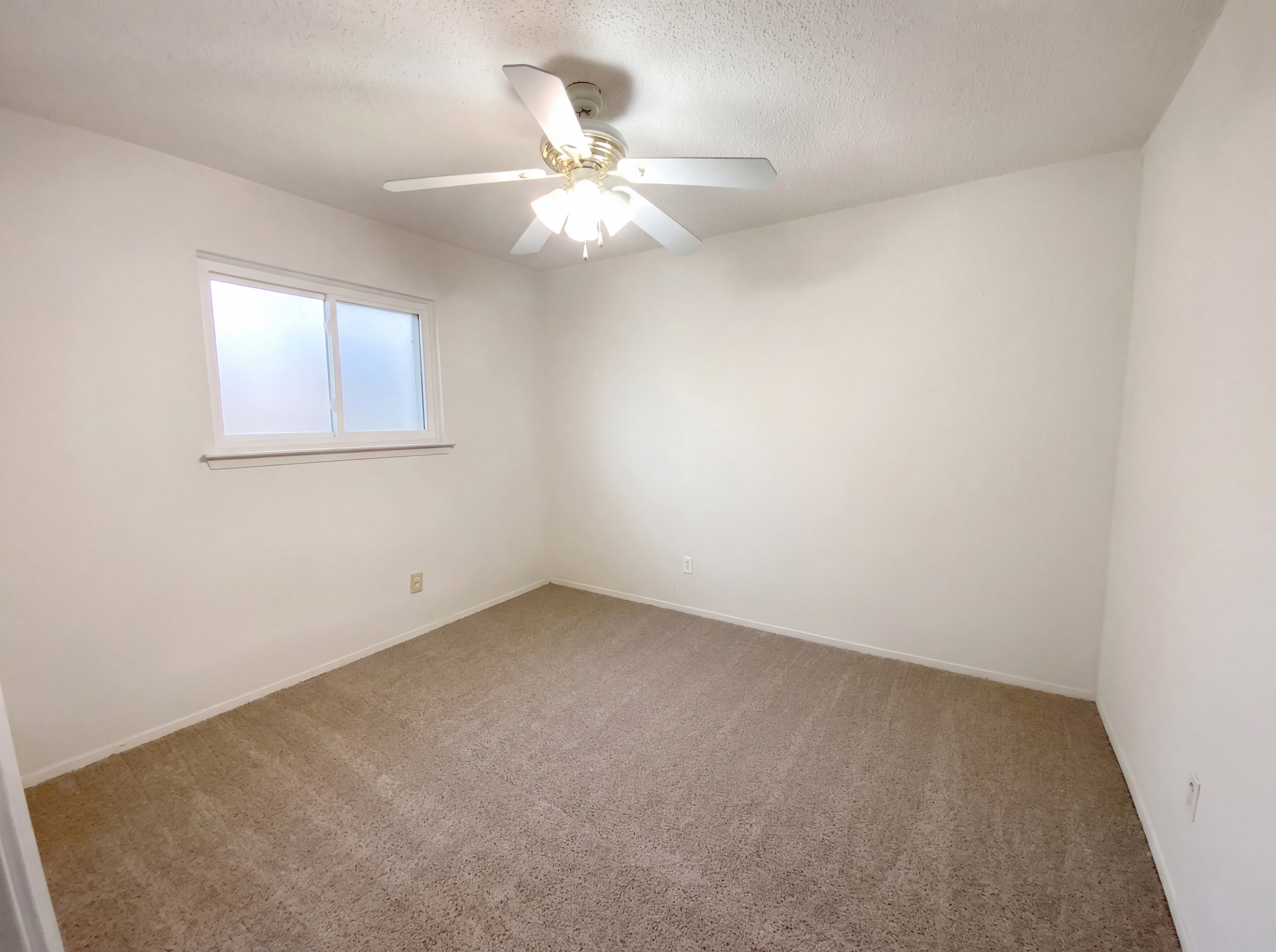Photo 12 of 16 of 1407 Rose Ave, Killeen, TX
