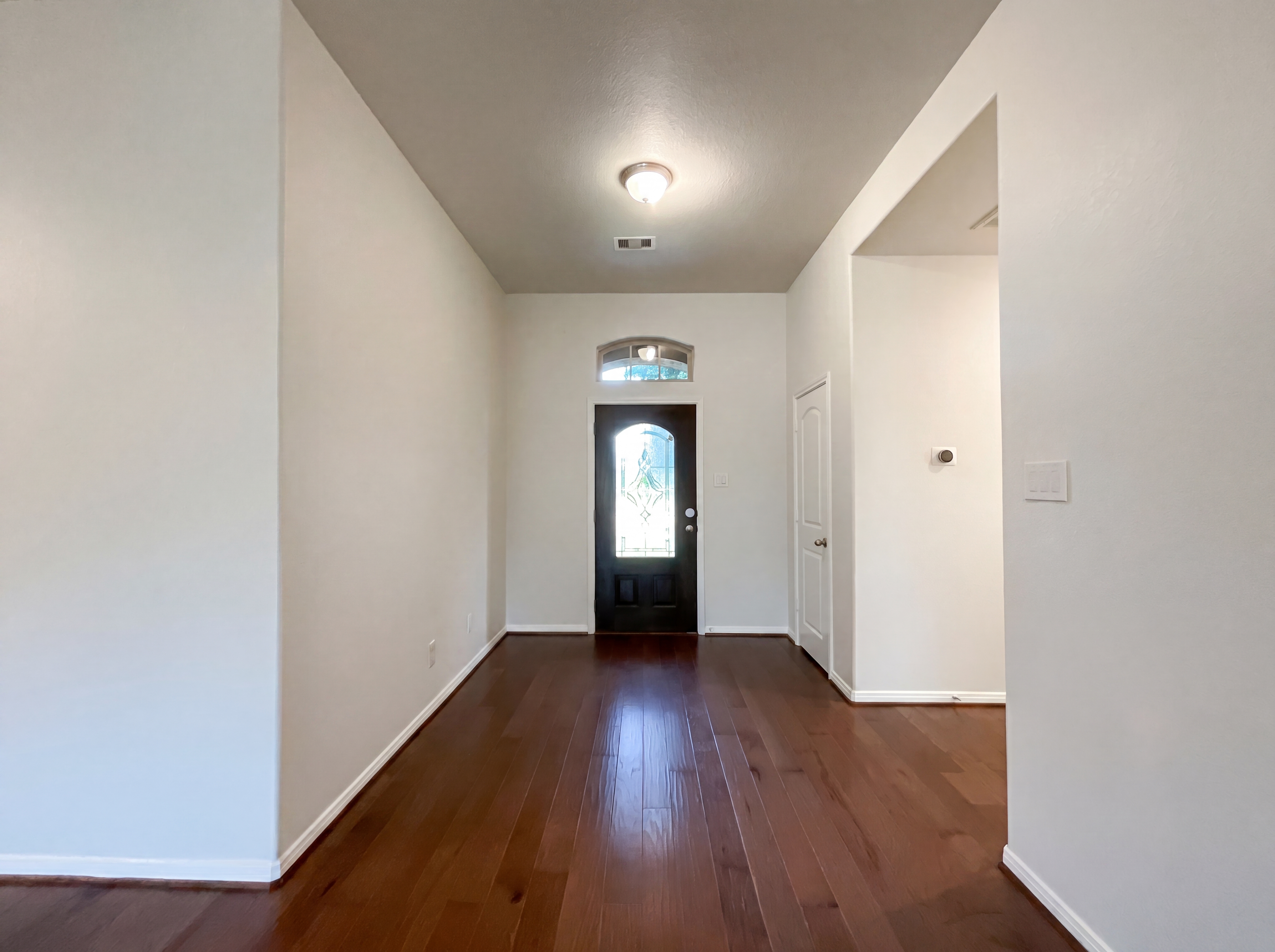 Photo 7 of 19 of 21205 Timber Bluff Ln, Porter, TX