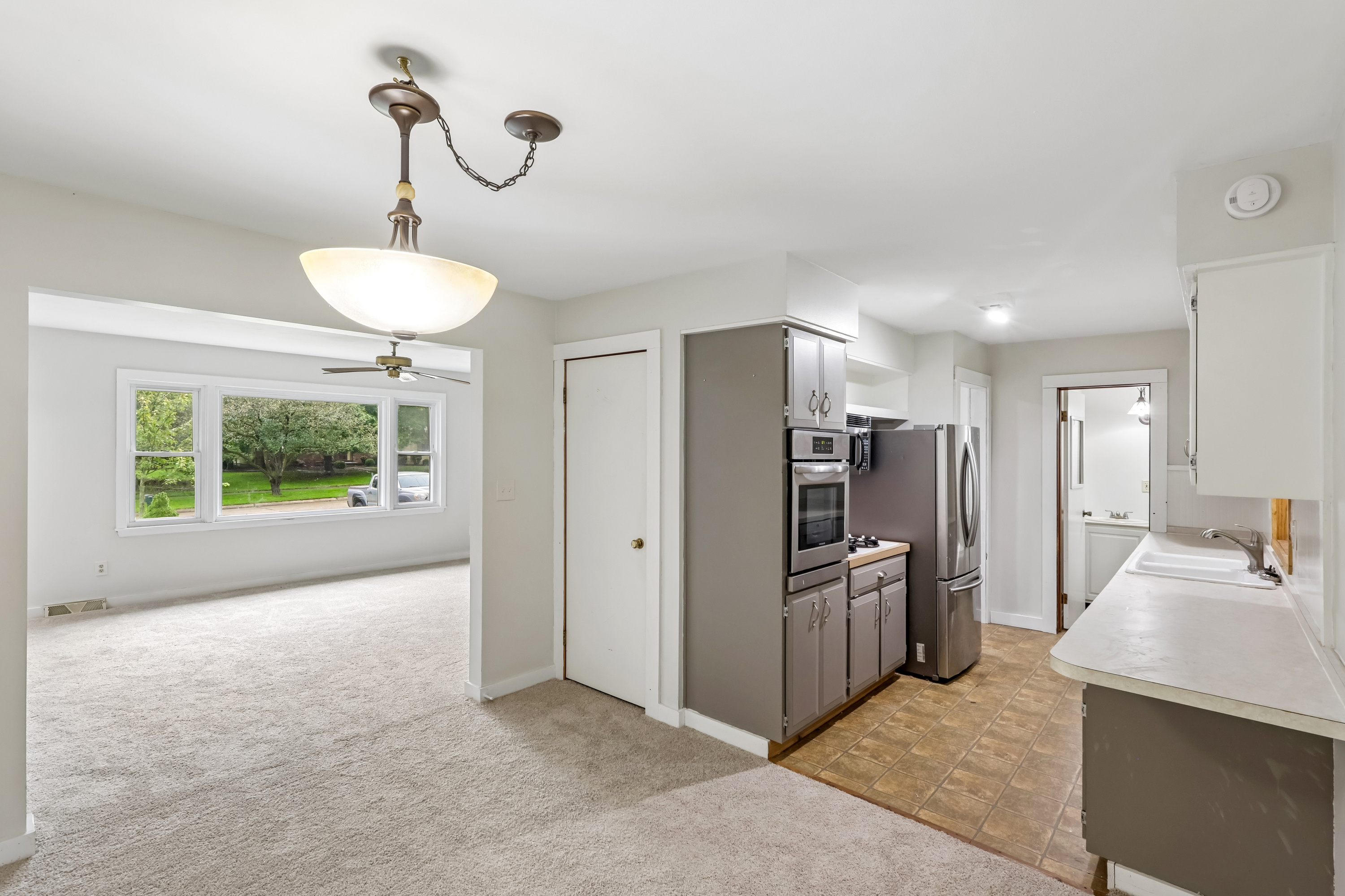 Photo 40 of 50 of 211 Roshon Dr, Medina, OH