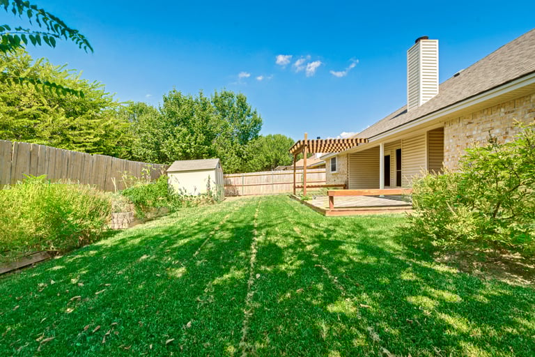 Photo 29 of 32 - 6805 Hadley Dr, North Richland Hills, TX 76182