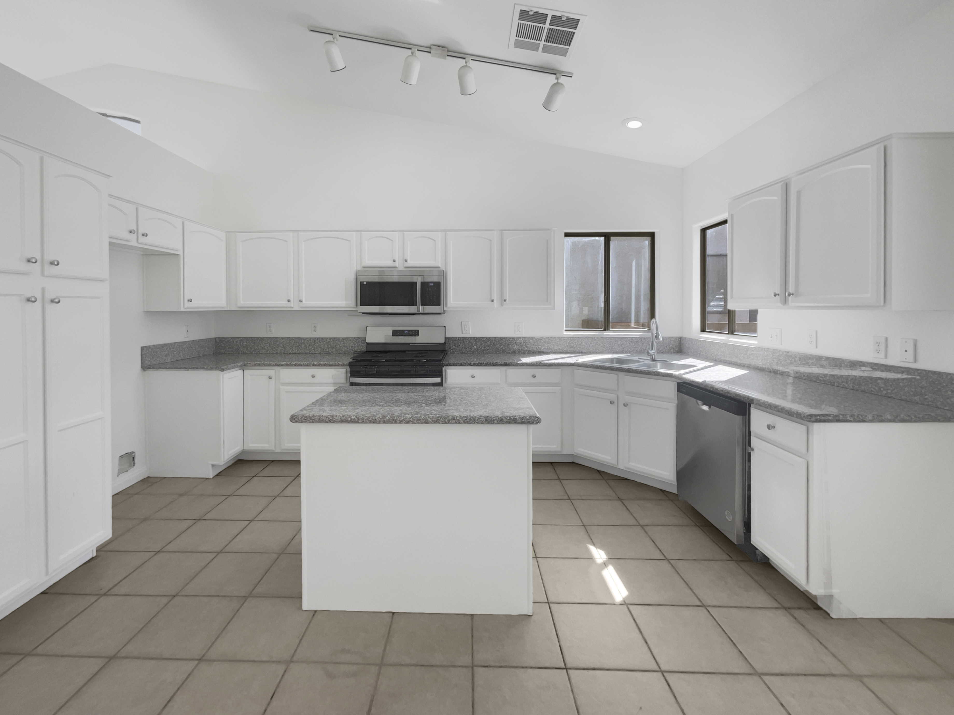 Photo 2 of 24 of 9047 Dolomite Ct, Las Vegas, NV