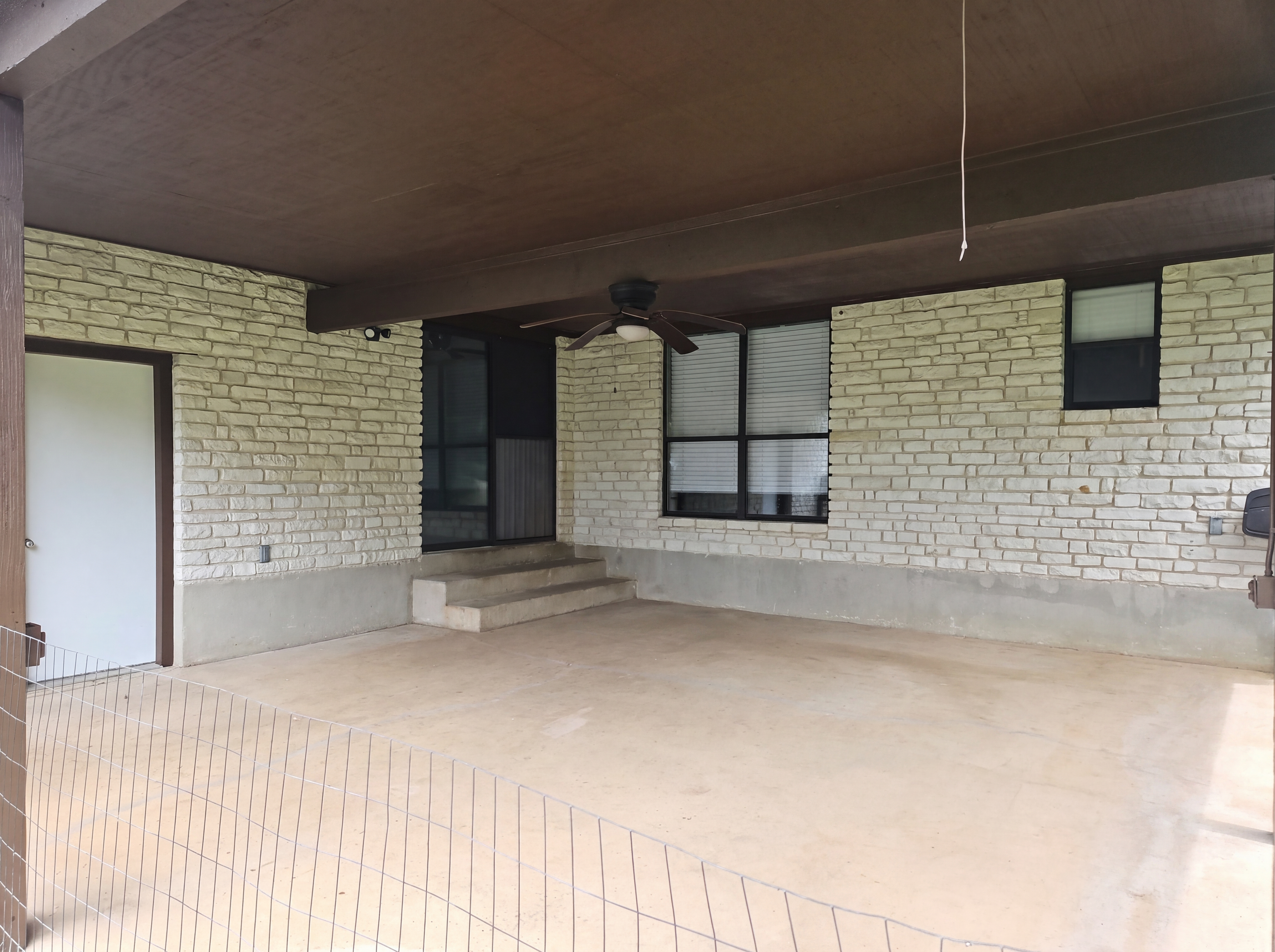 Photo 6 of 24 of 306 Ranchero Rd, Kerrville, TX