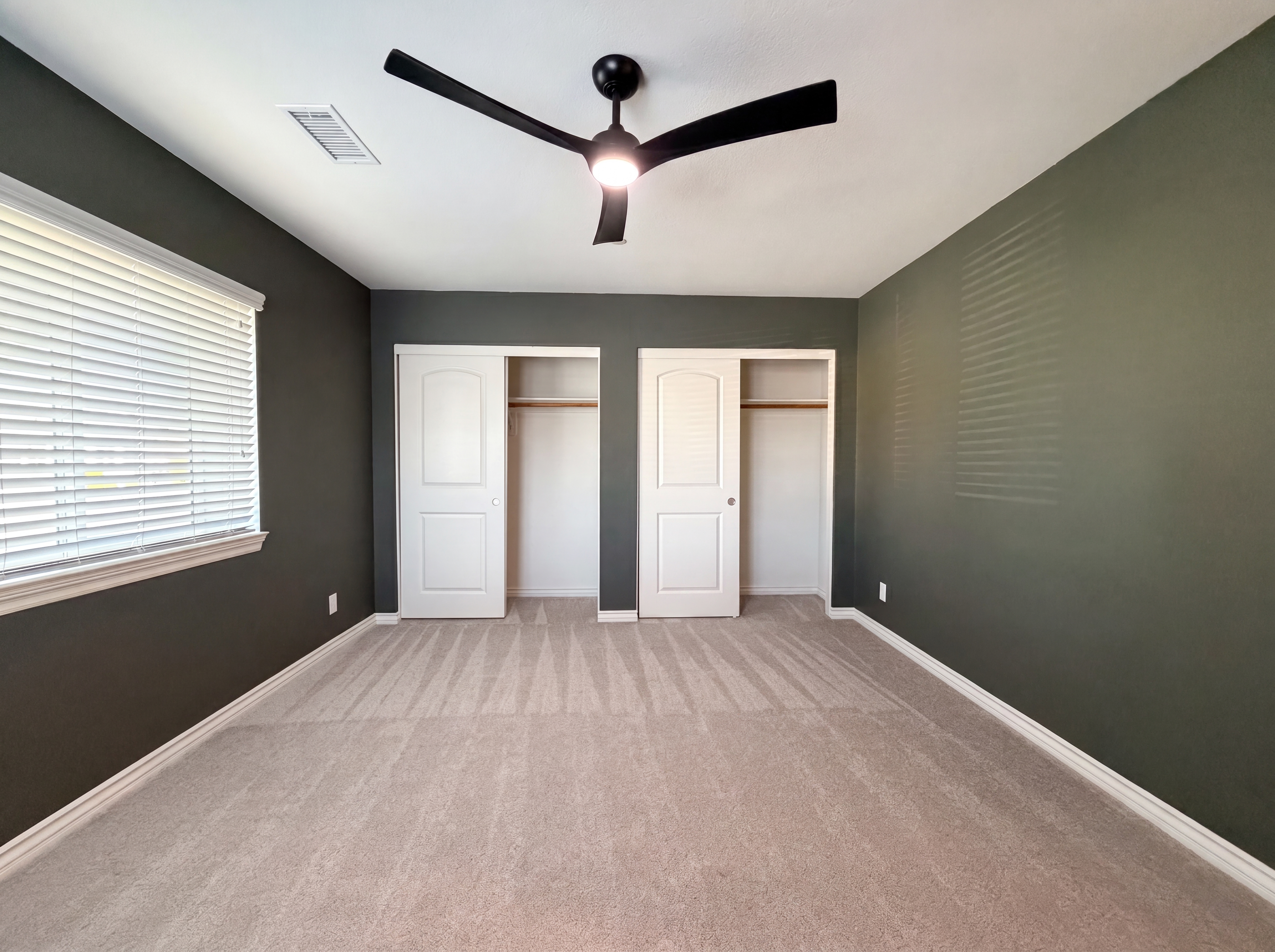Photo 16 of 26 of 43831 Madison Ct, Lancaster, CA