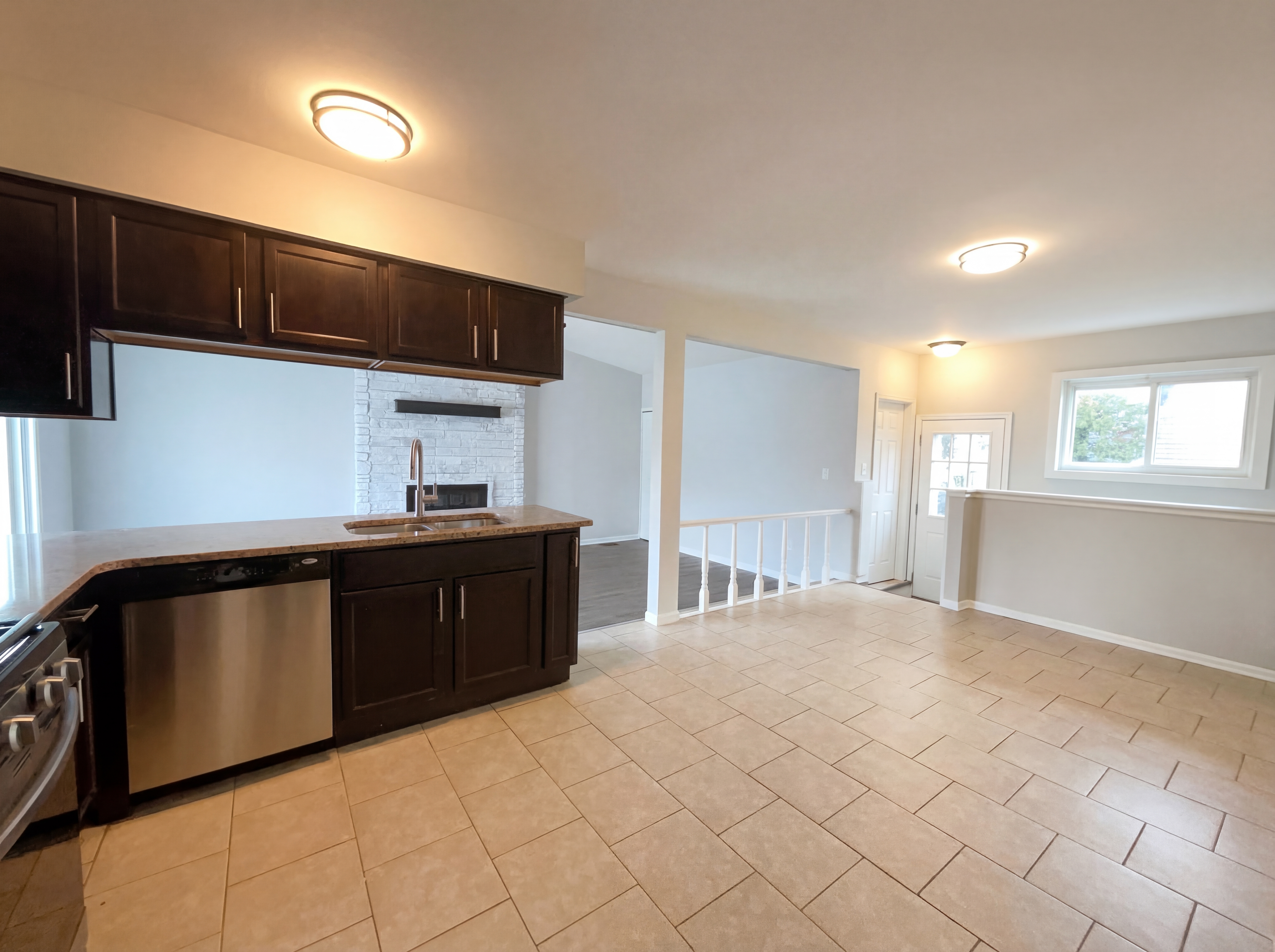 Photo 8 of 19 of 42195 Fairview Dr, Canton, MI