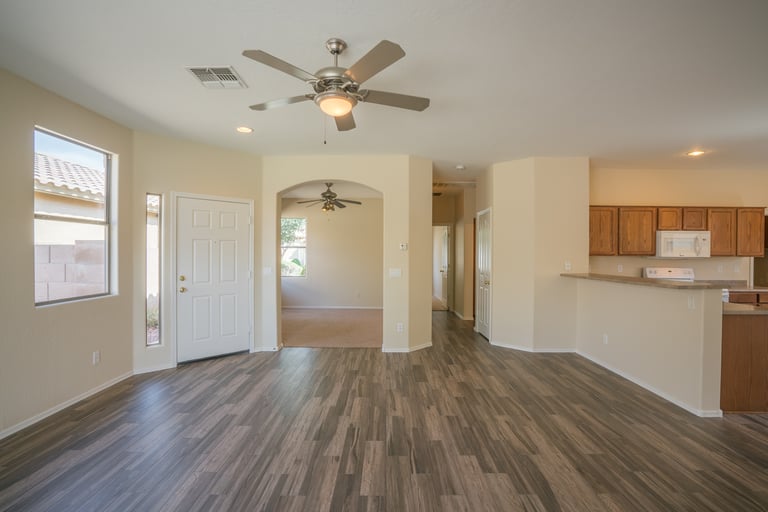 Photo 8 of 23 - 16635 N 169th Ave, Surprise, AZ 85388