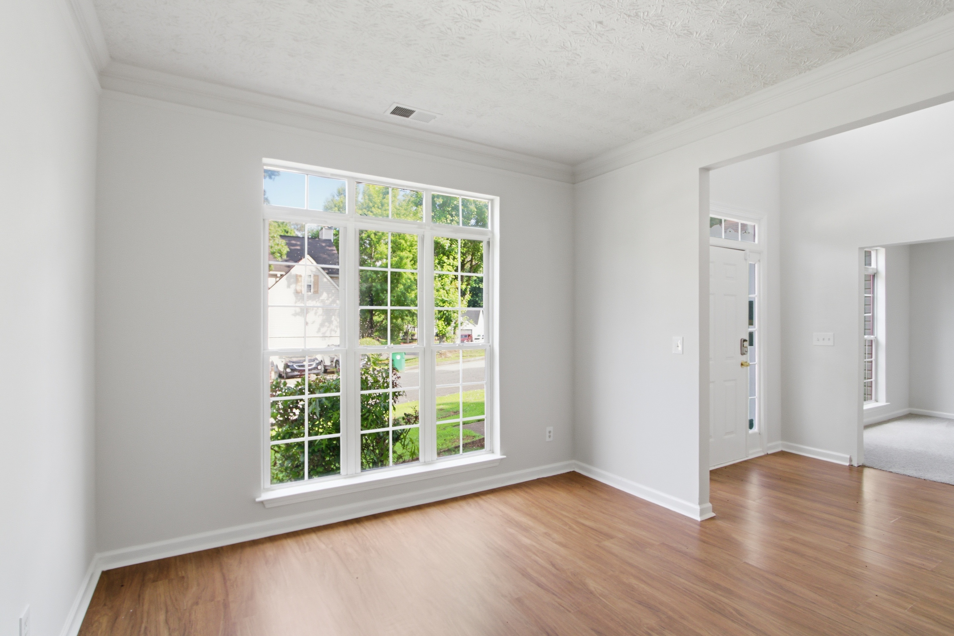 Photo 22 of 55 of 835 Shadow Lake Dr, Lithonia, GA