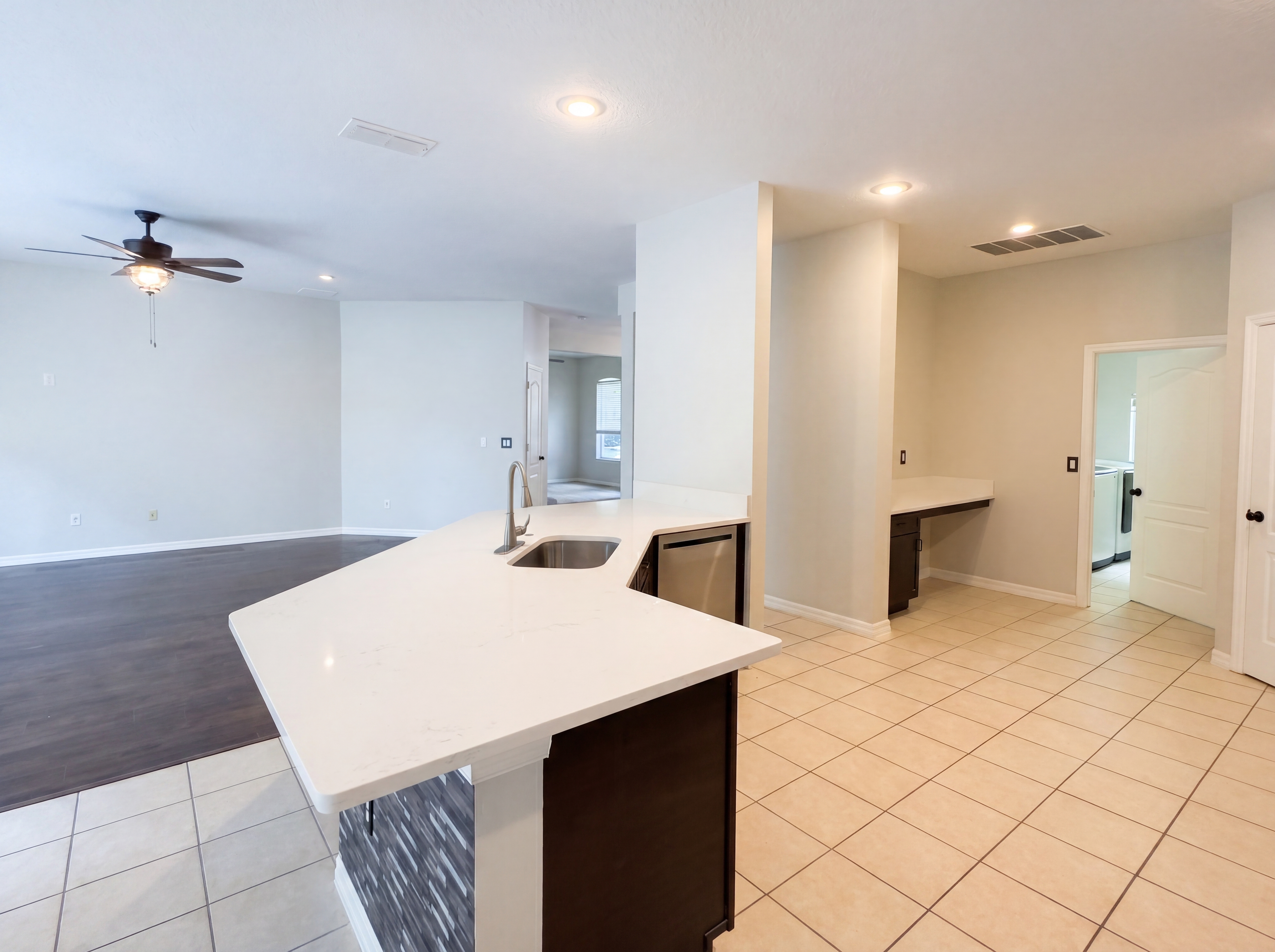Photo 11 of 29 of 619 Errol Pkwy, Apopka, FL