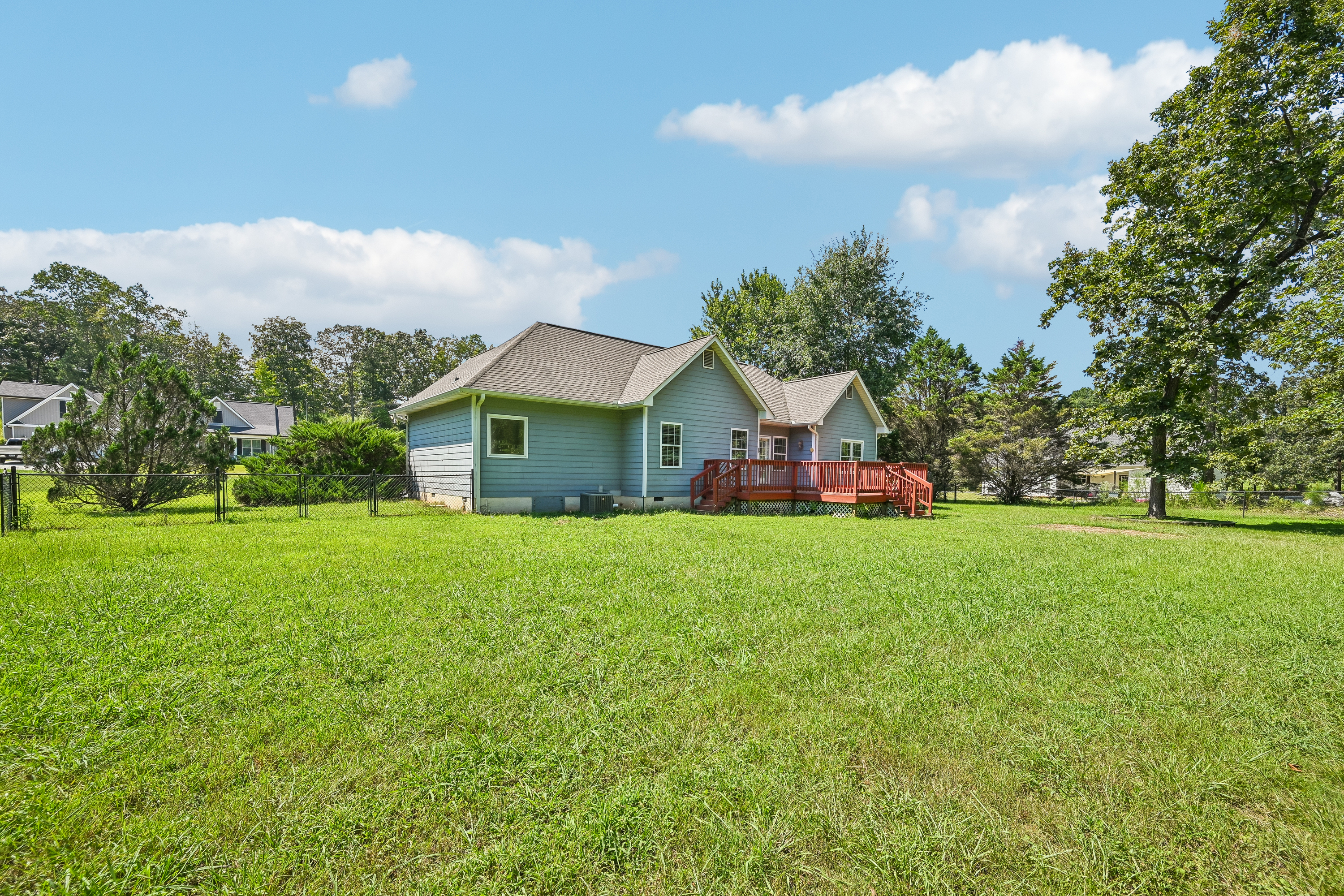Photo 45 of 48 of 116 Savannah St SE, Calhoun, GA