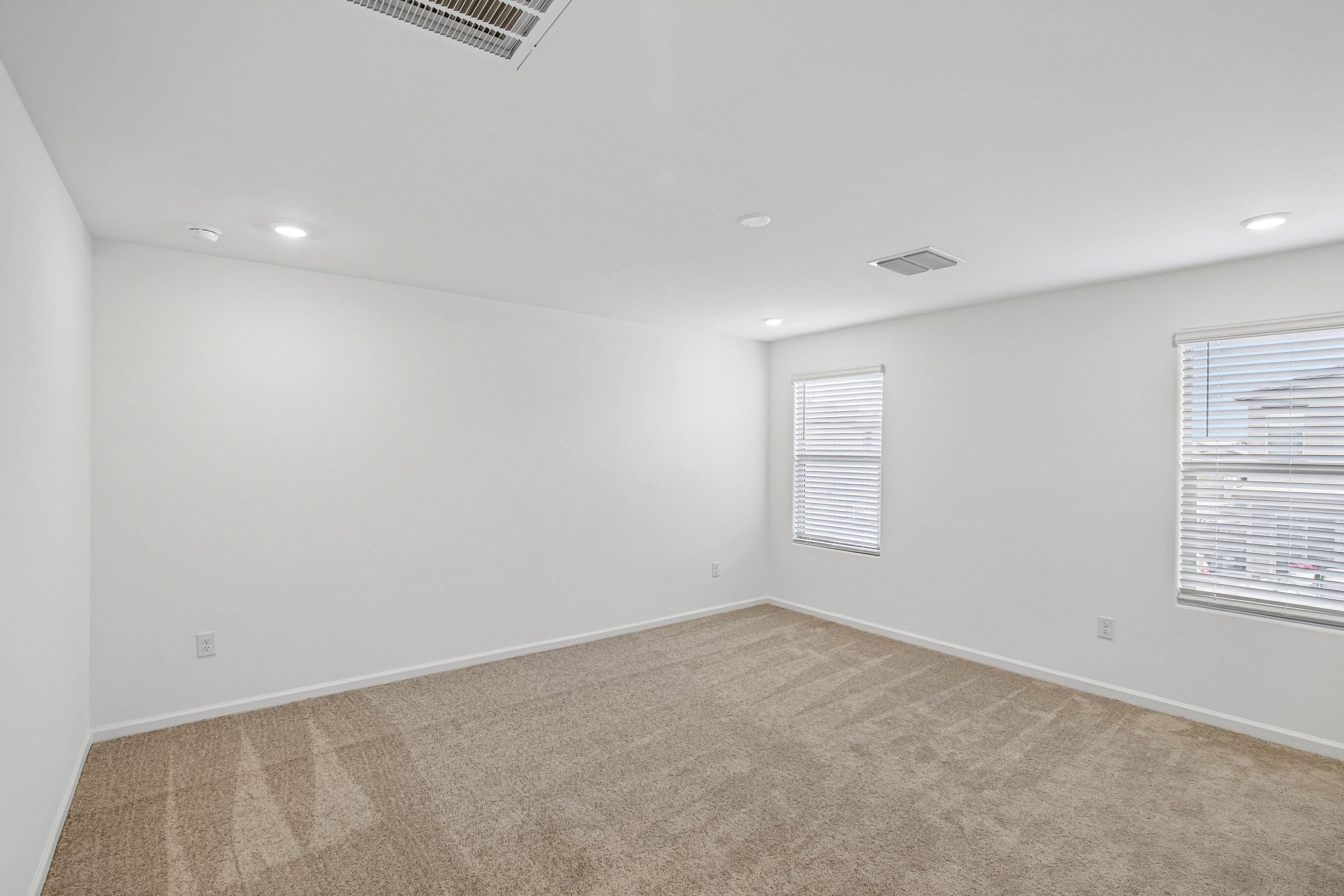 Photo 4 of 33 of 10453 W Beaman Ln, Marana, AZ