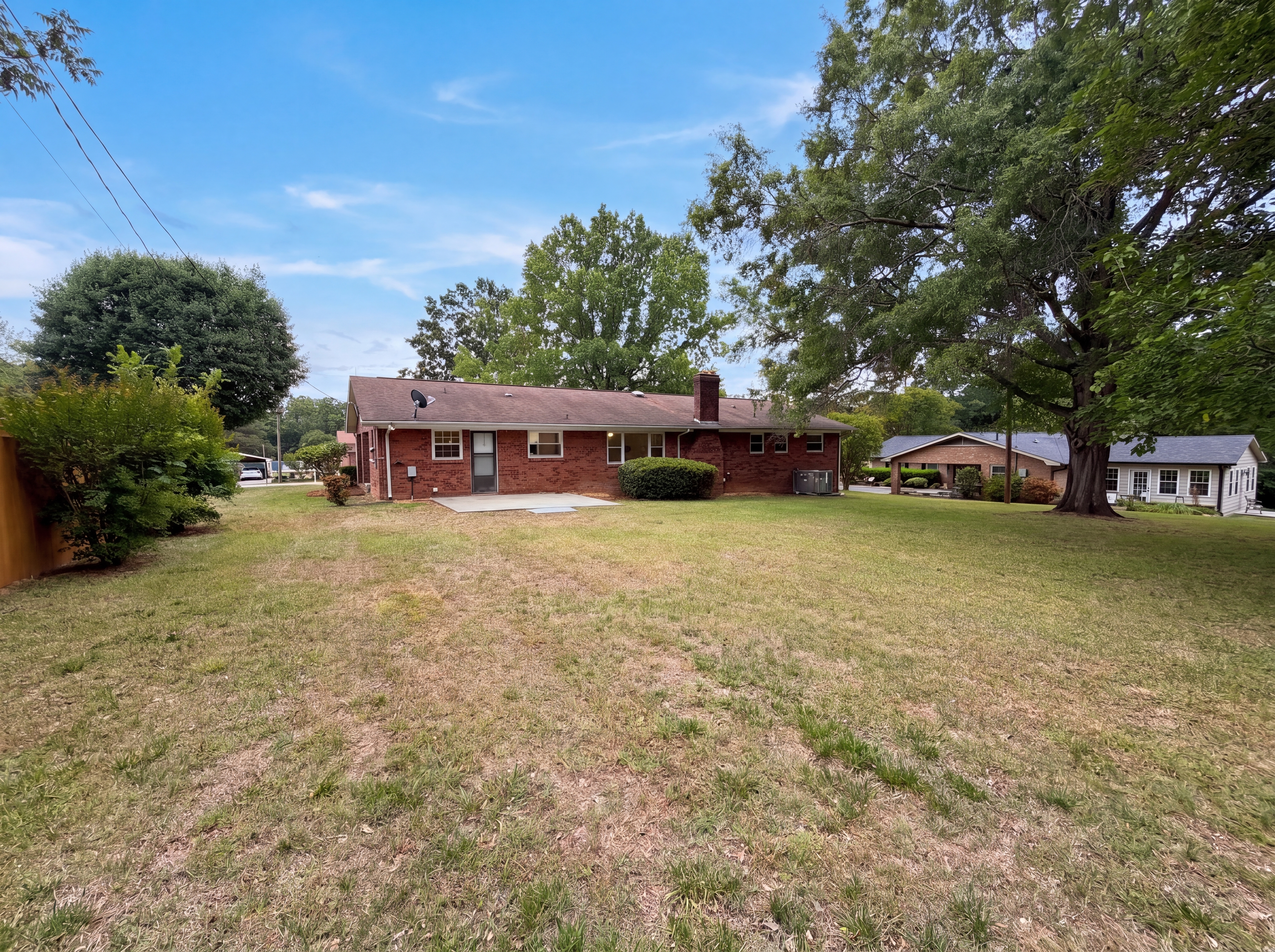 Photo 16 of 19 of 128 Greenview Dr, Kannapolis, NC
