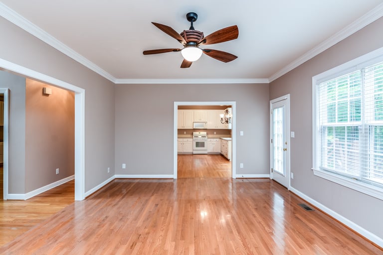 Photo 7 of 25 - 120 Brampton Cir, Clayton, NC 27527